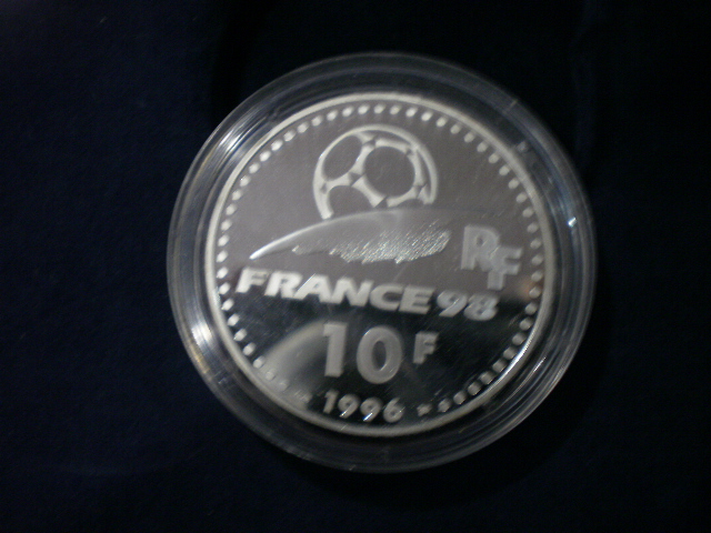 外国纸币、硬币-售98年法国世界杯足球银币8枚