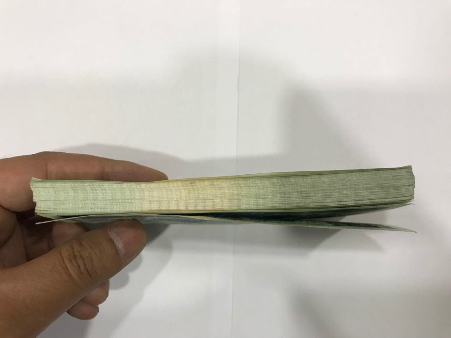 dvubb 图片点击可在新窗口打开查看