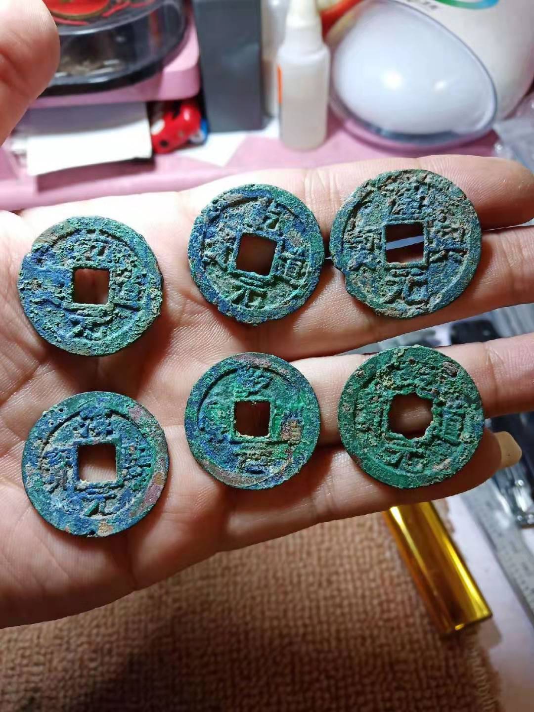 dvubb 图片点击可在新窗口打开查看