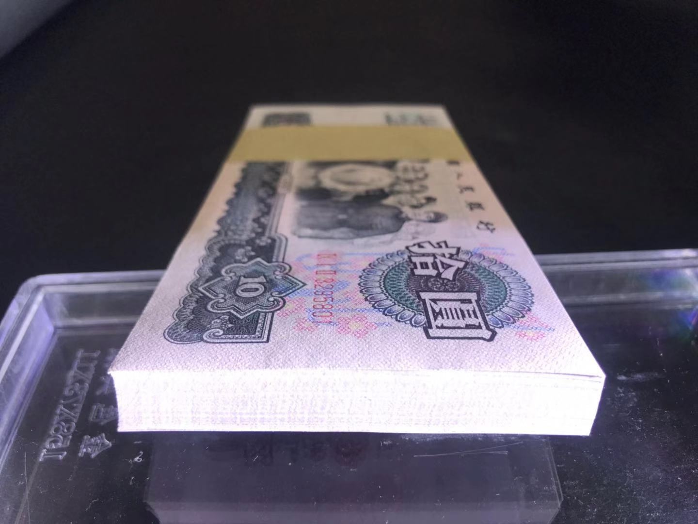dvubb 图片点击可在新窗口打开查看