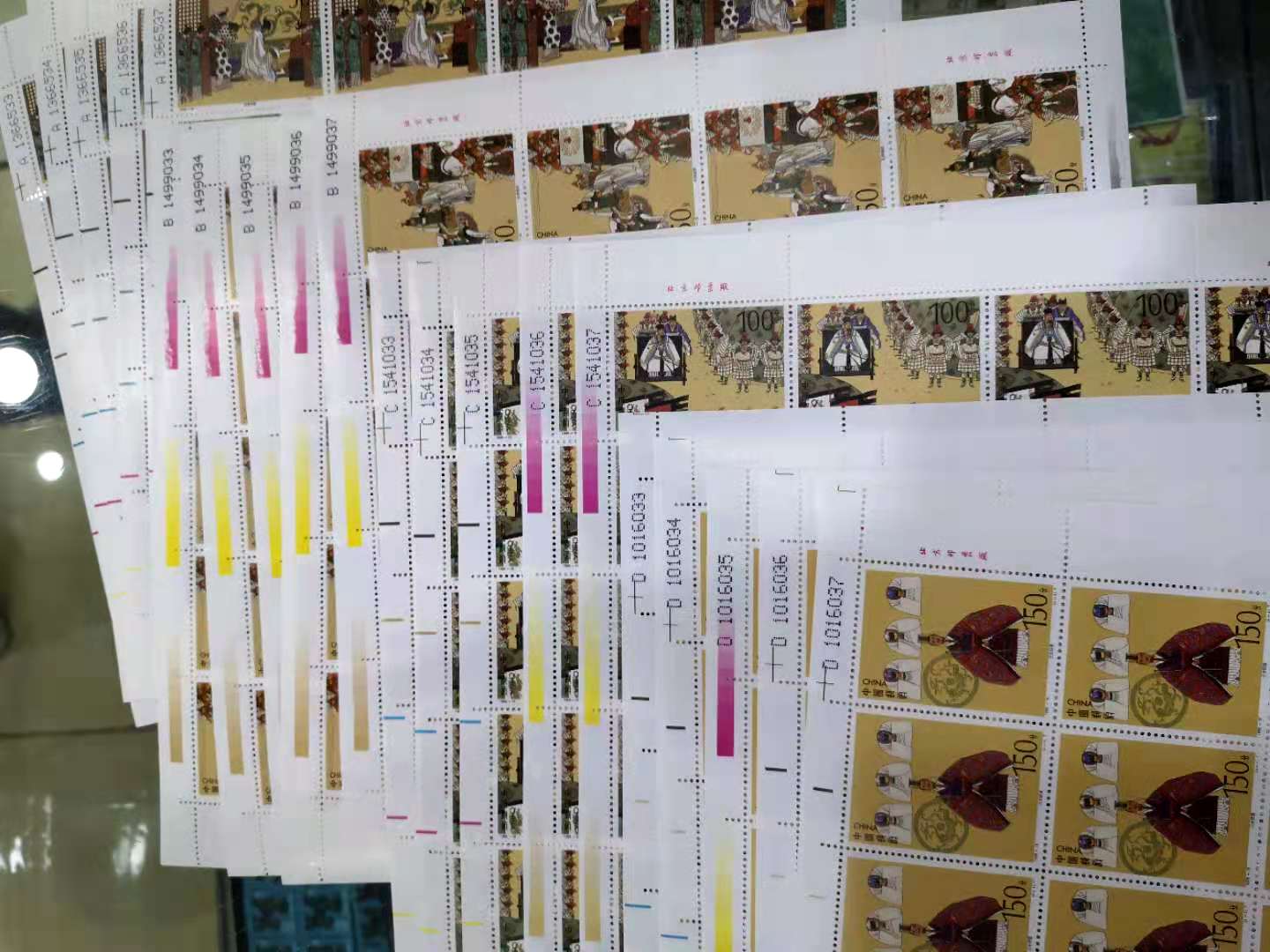 dvubb 图片点击可在新窗口打开查看