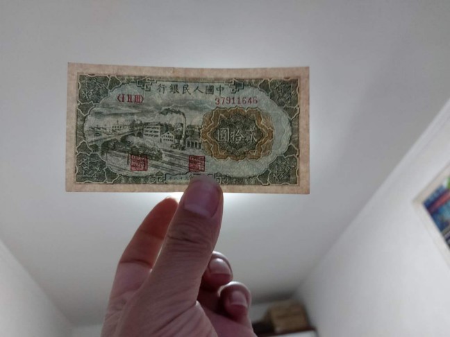 dvubb 图片点击可在新窗口打开查看