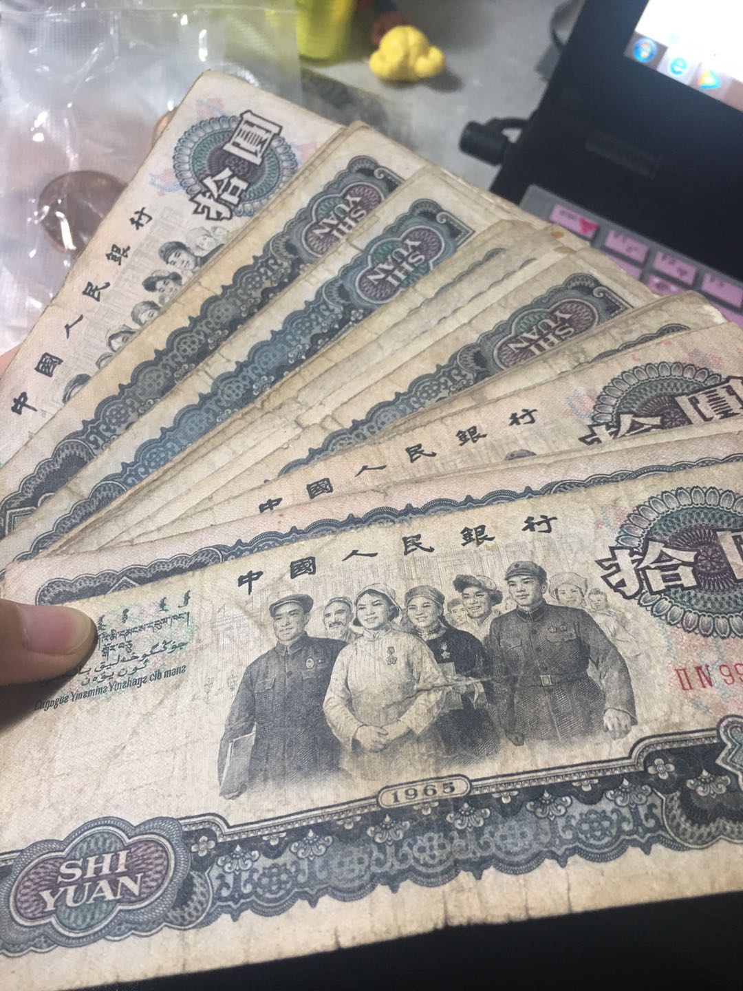 dvubb 图片点击可在新窗口打开查看