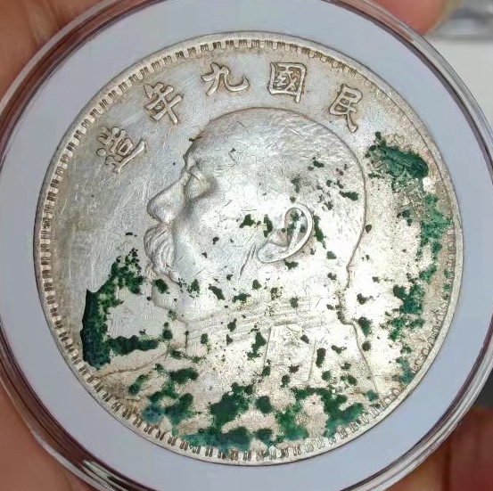 dvubb 图片点击可在新窗口打开查看