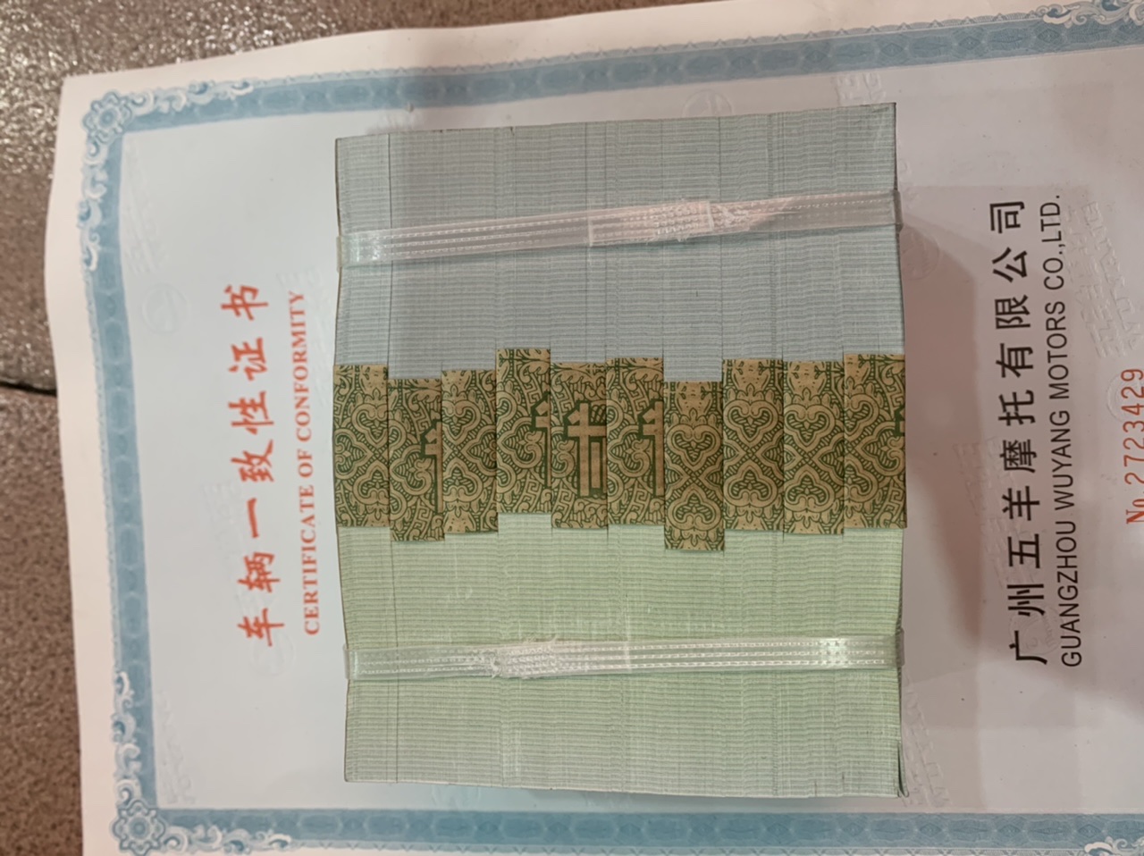 dvubb 图片点击可在新窗口打开查看