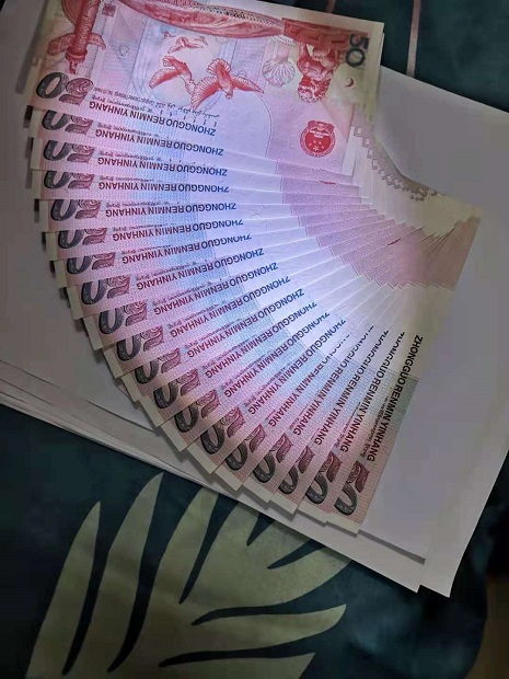 dvubb 图片点击可在新窗口打开查看