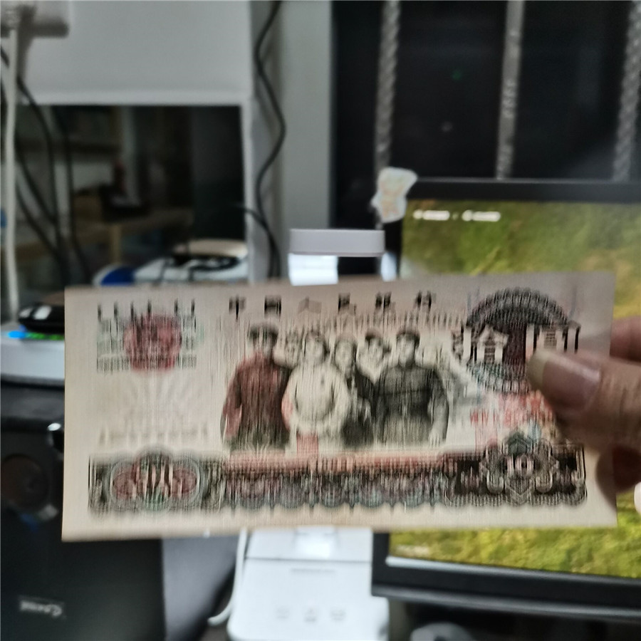 dvubb 图片点击可在新窗口打开查看