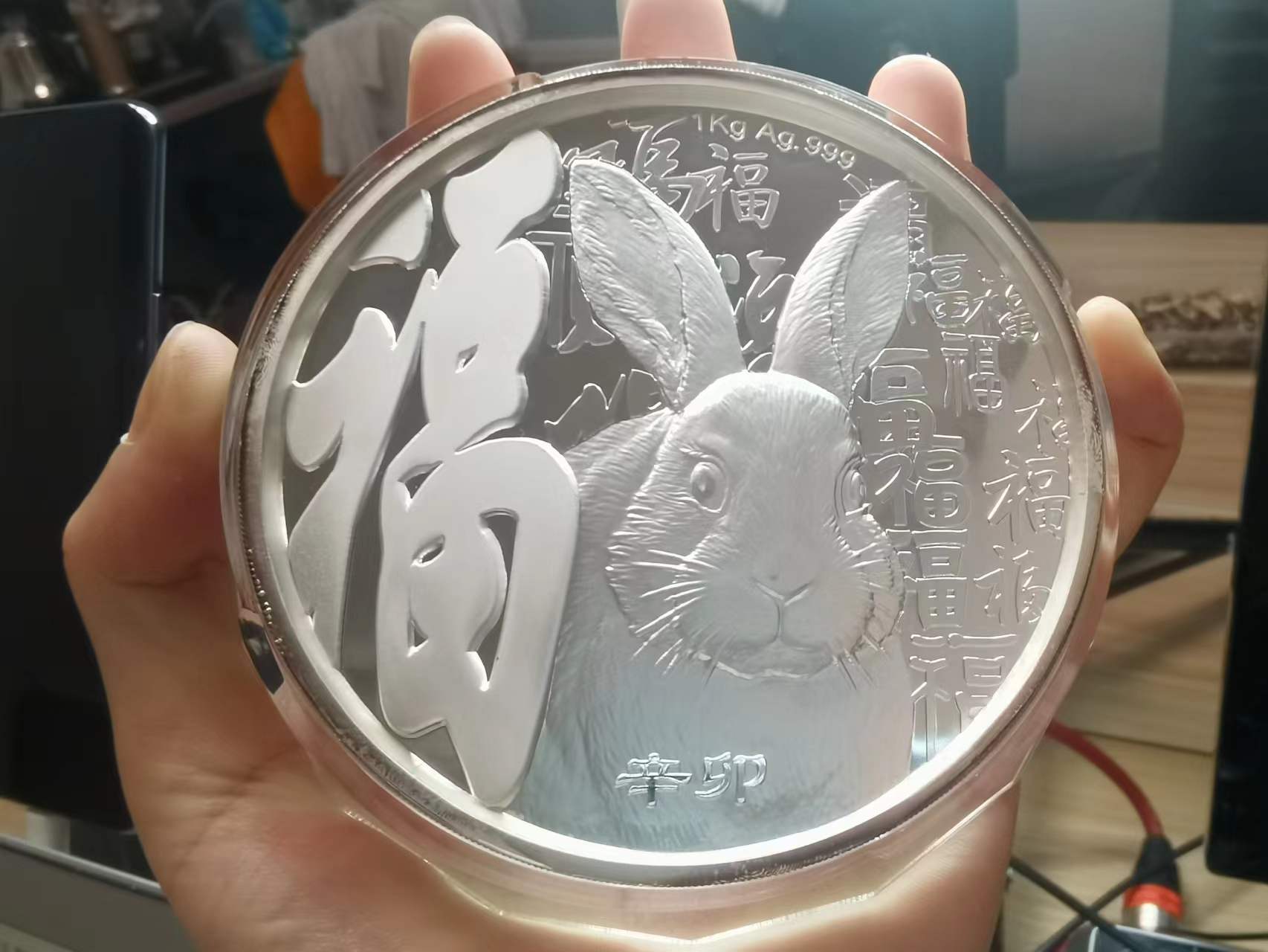 dvubb 图片点击可在新窗口打开查看