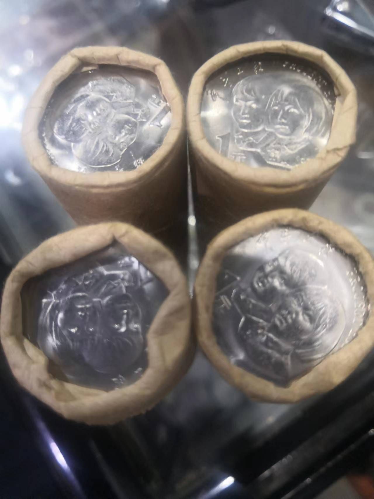 dvubb 图片点击可在新窗口打开查看