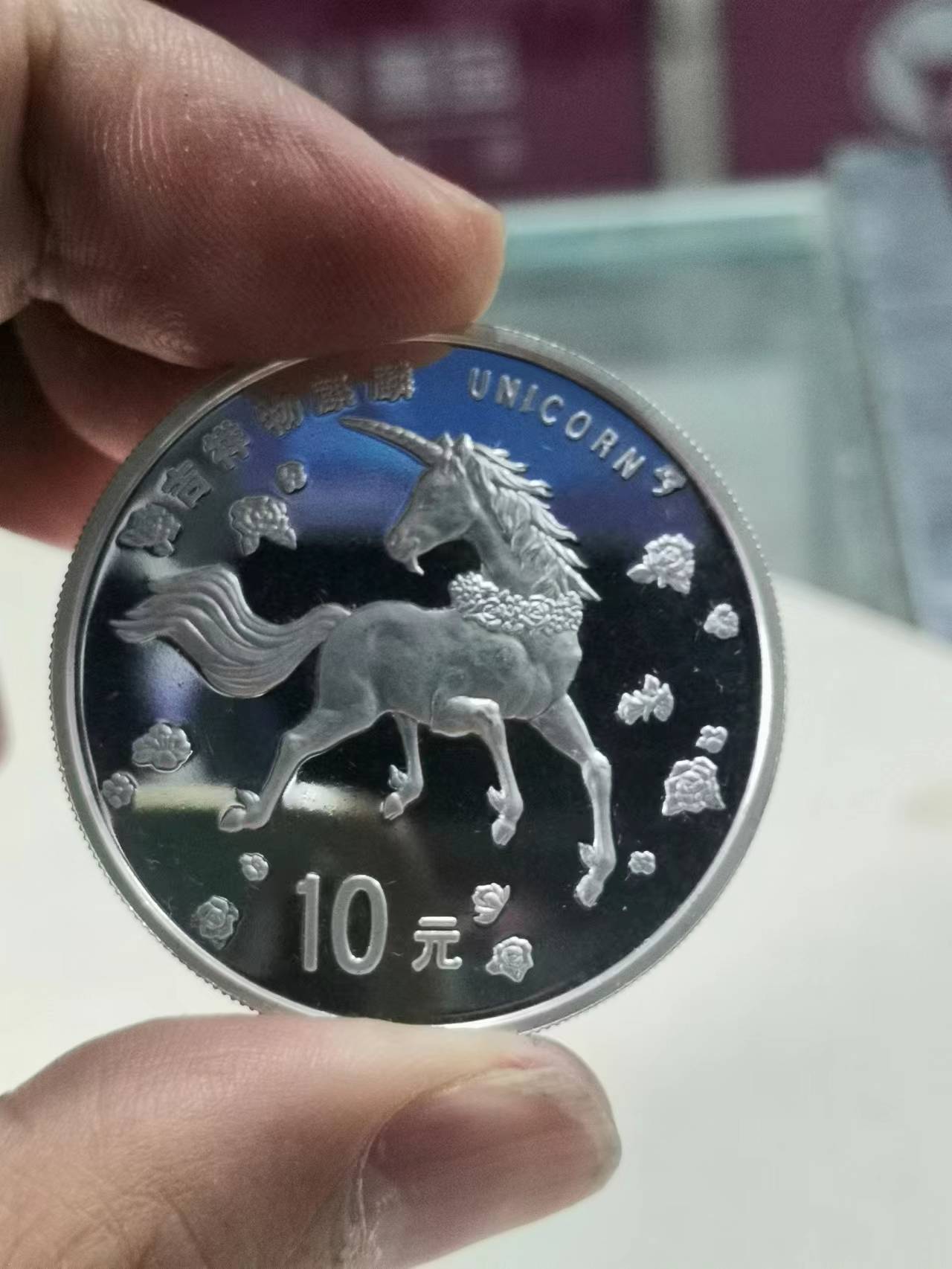 dvubb 图片点击可在新窗口打开查看