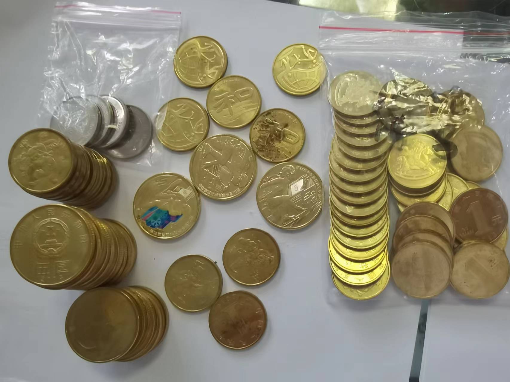 dvubb 图片点击可在新窗口打开查看