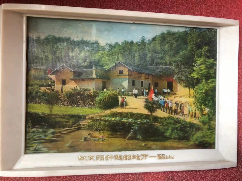 dvubb 图片点击可在新窗口打开查看