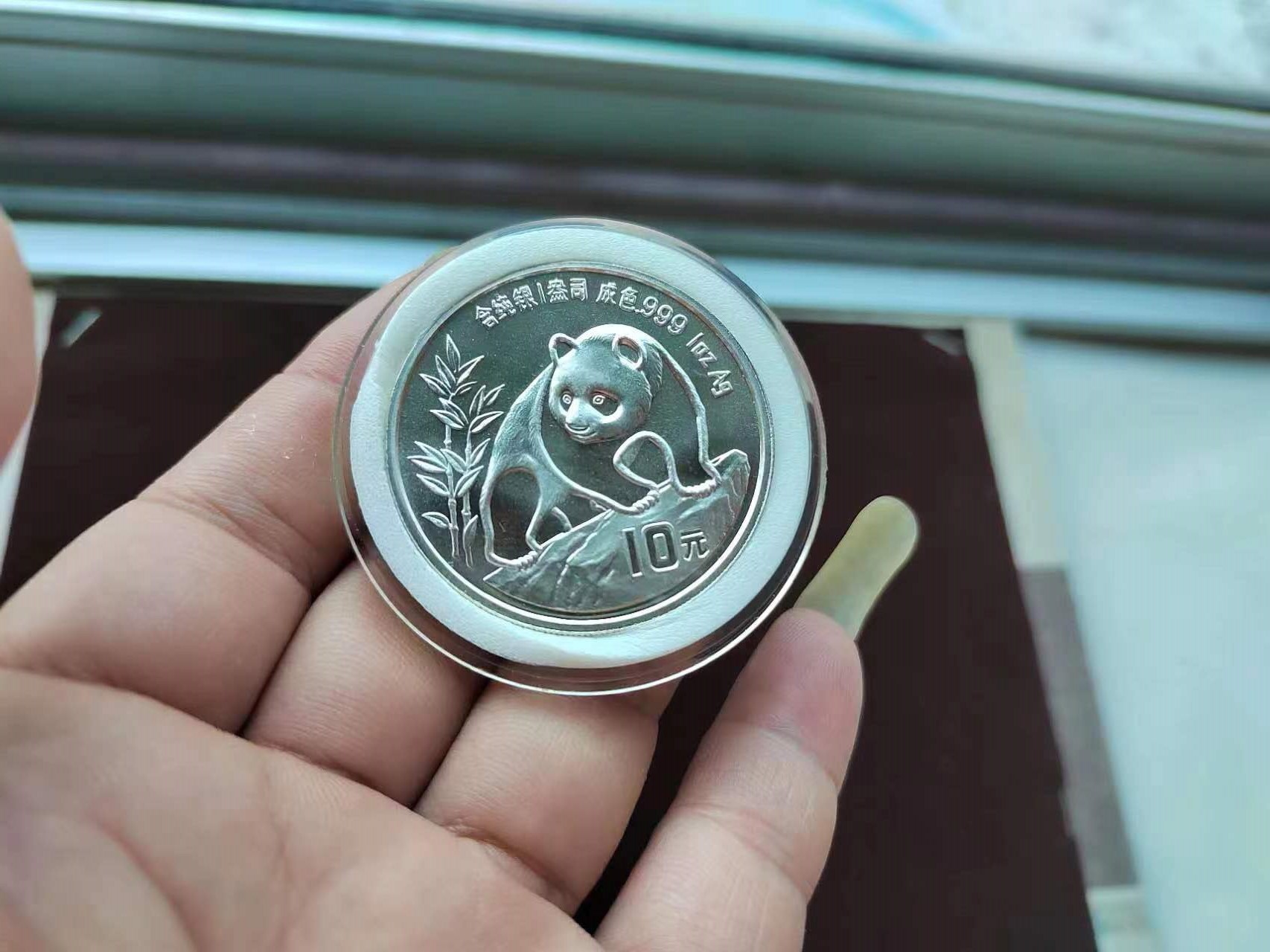 dvubb 图片点击可在新窗口打开查看
