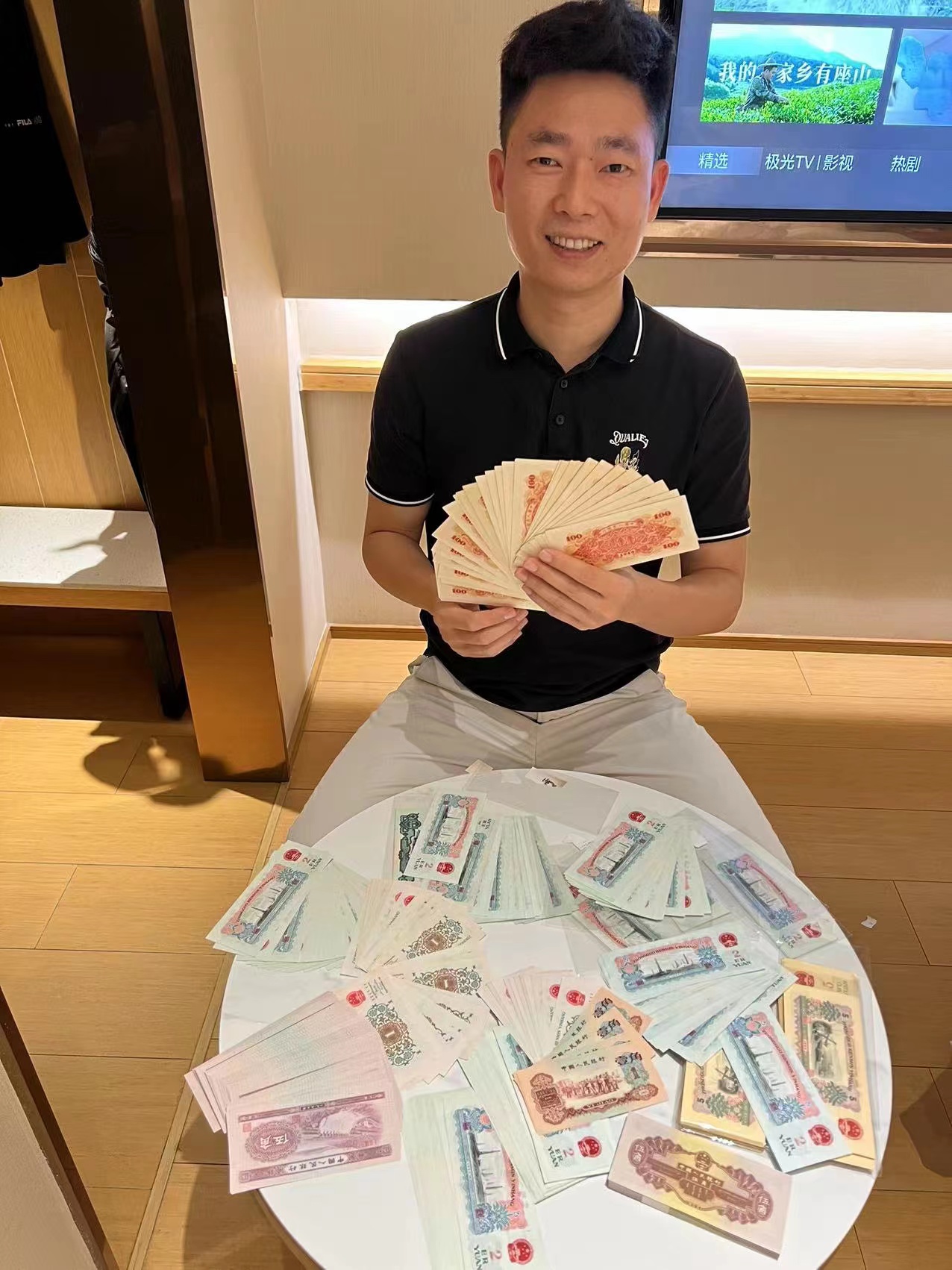 dvubb 图片点击可在新窗口打开查看