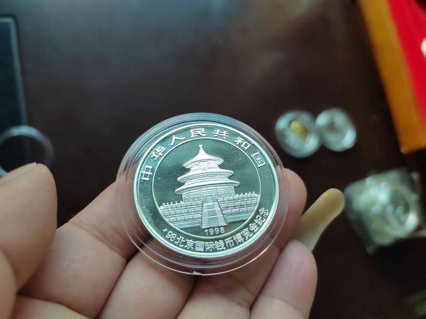 dvubb 图片点击可在新窗口打开查看