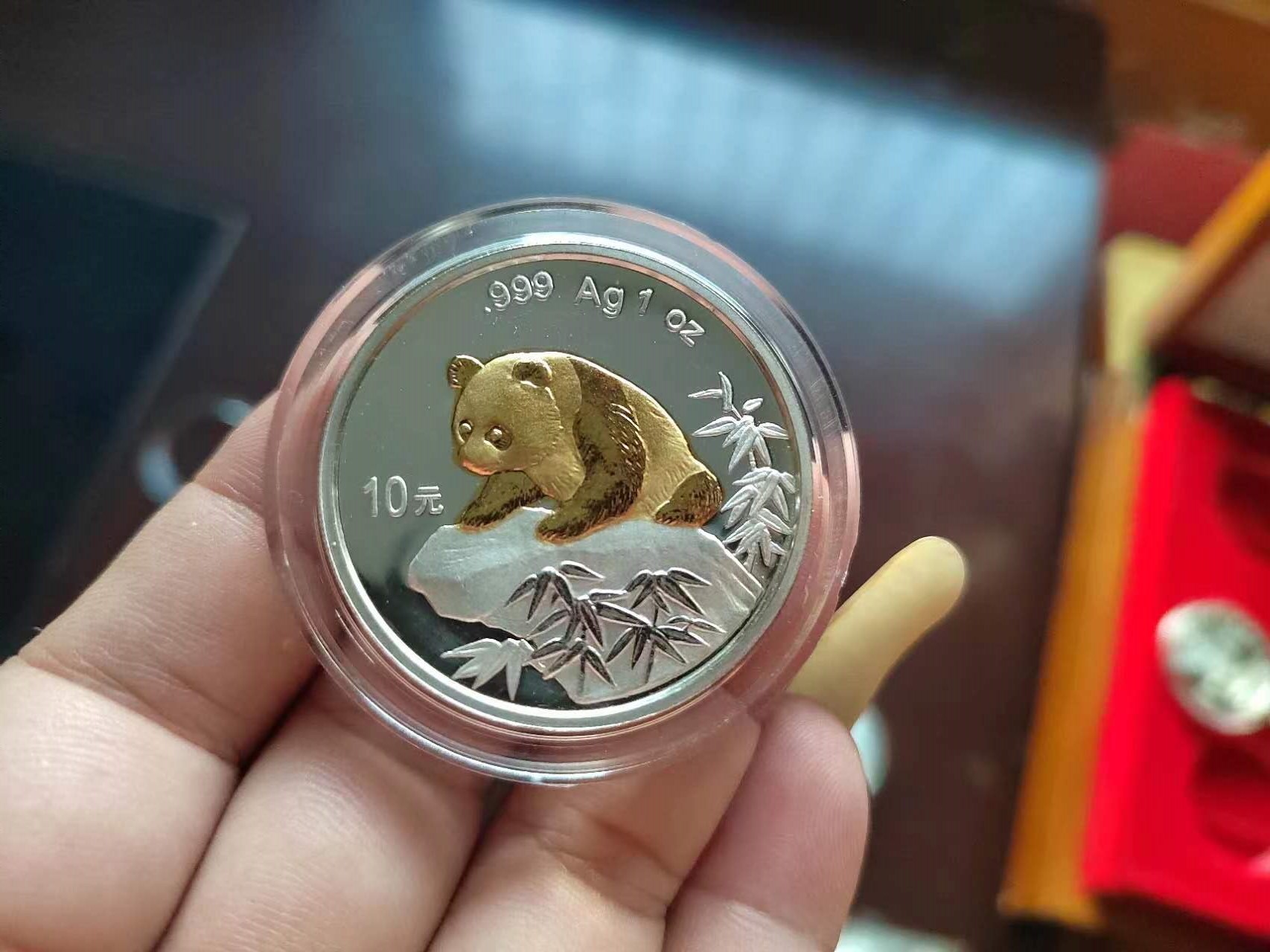 dvubb 图片点击可在新窗口打开查看