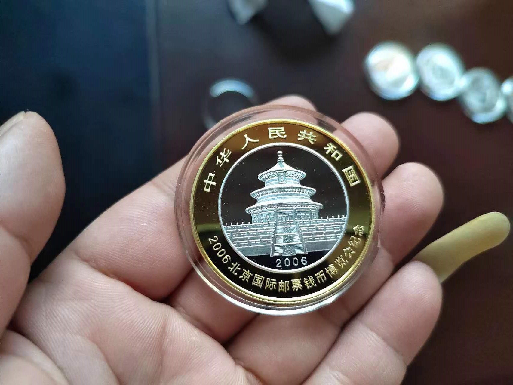 dvubb 图片点击可在新窗口打开查看