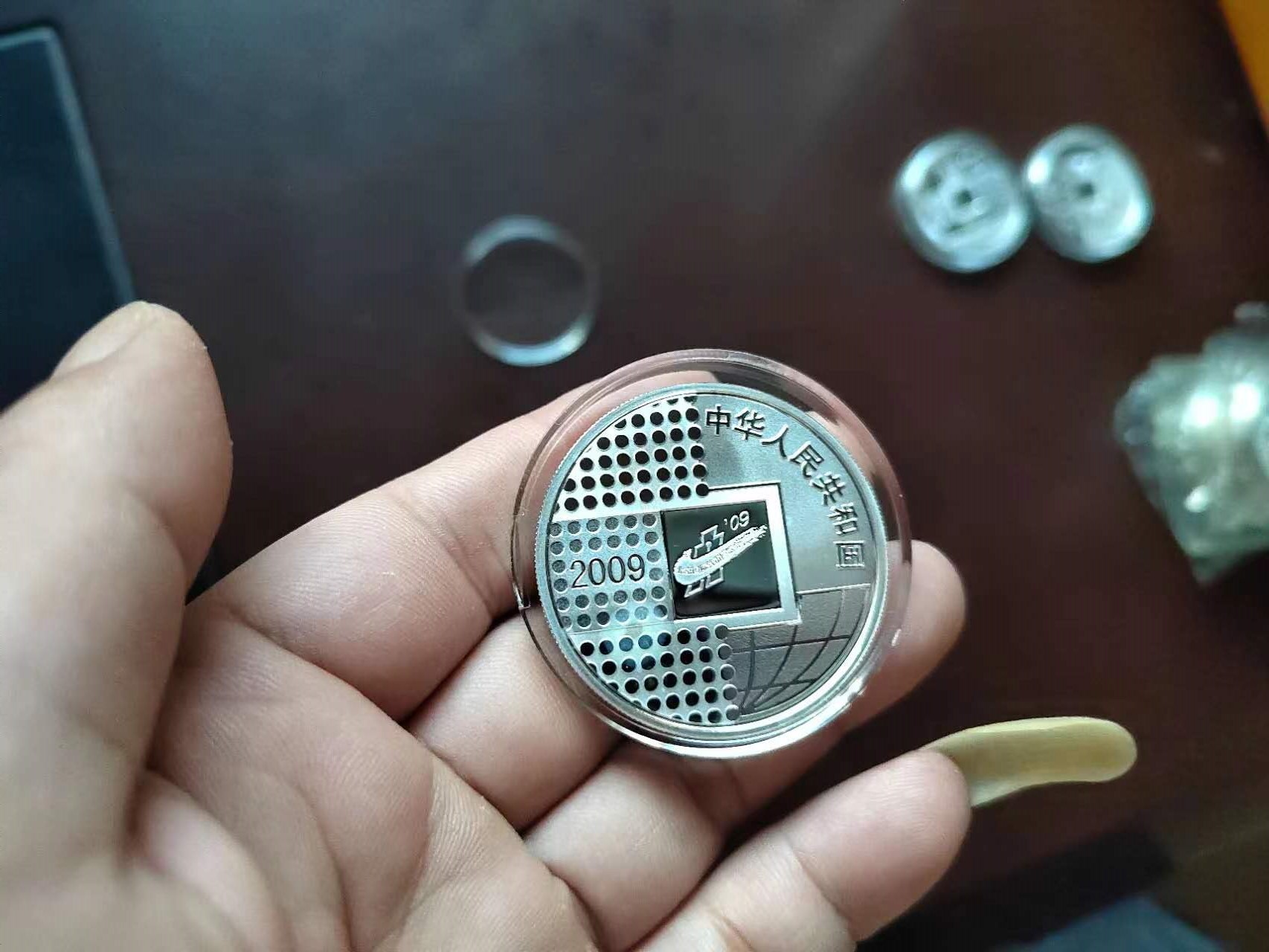 dvubb 图片点击可在新窗口打开查看