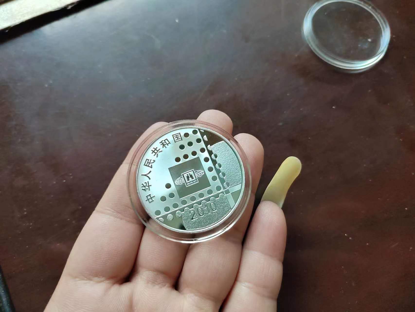 dvubb 图片点击可在新窗口打开查看