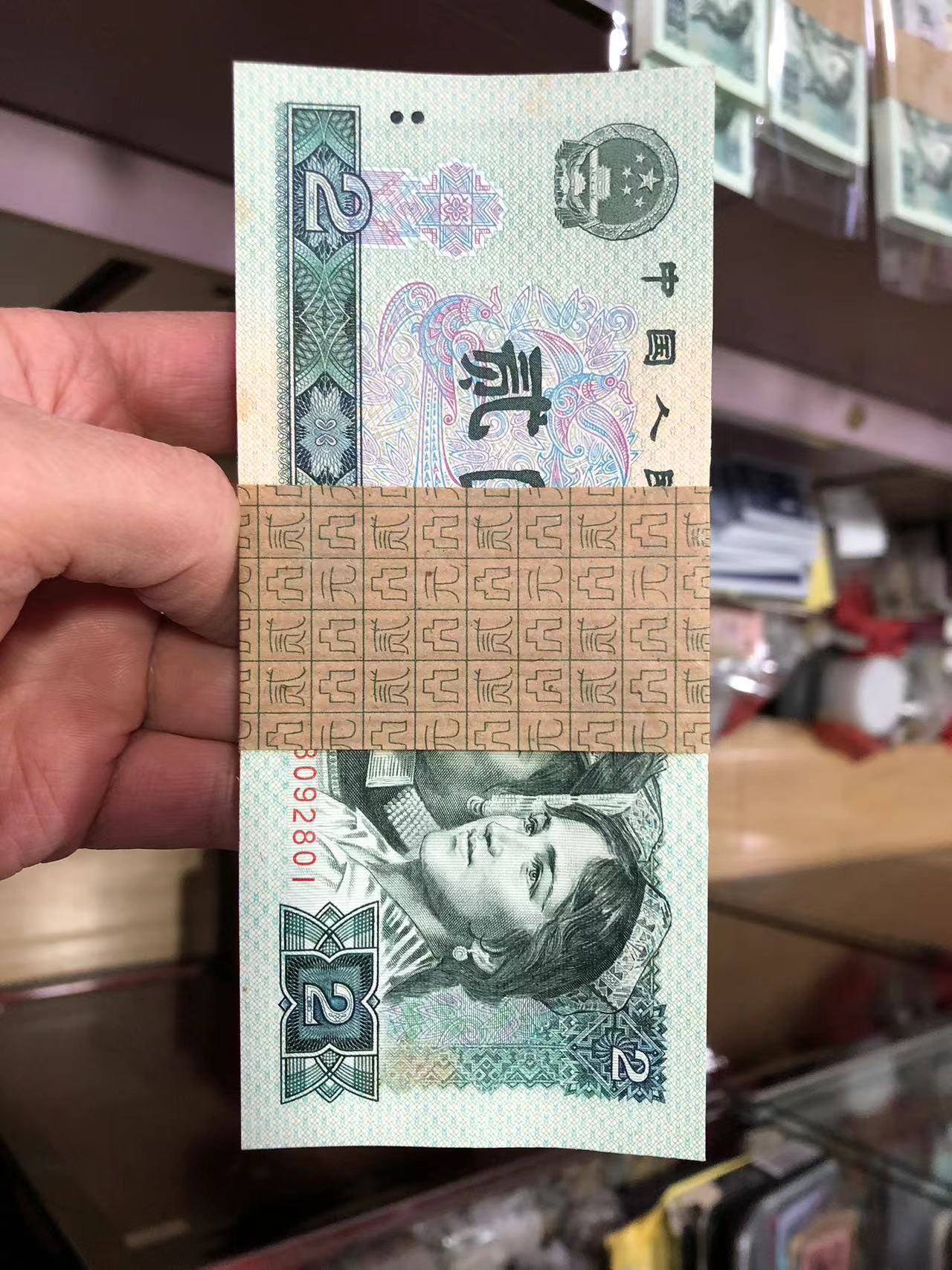 dvubb 图片点击可在新窗口打开查看