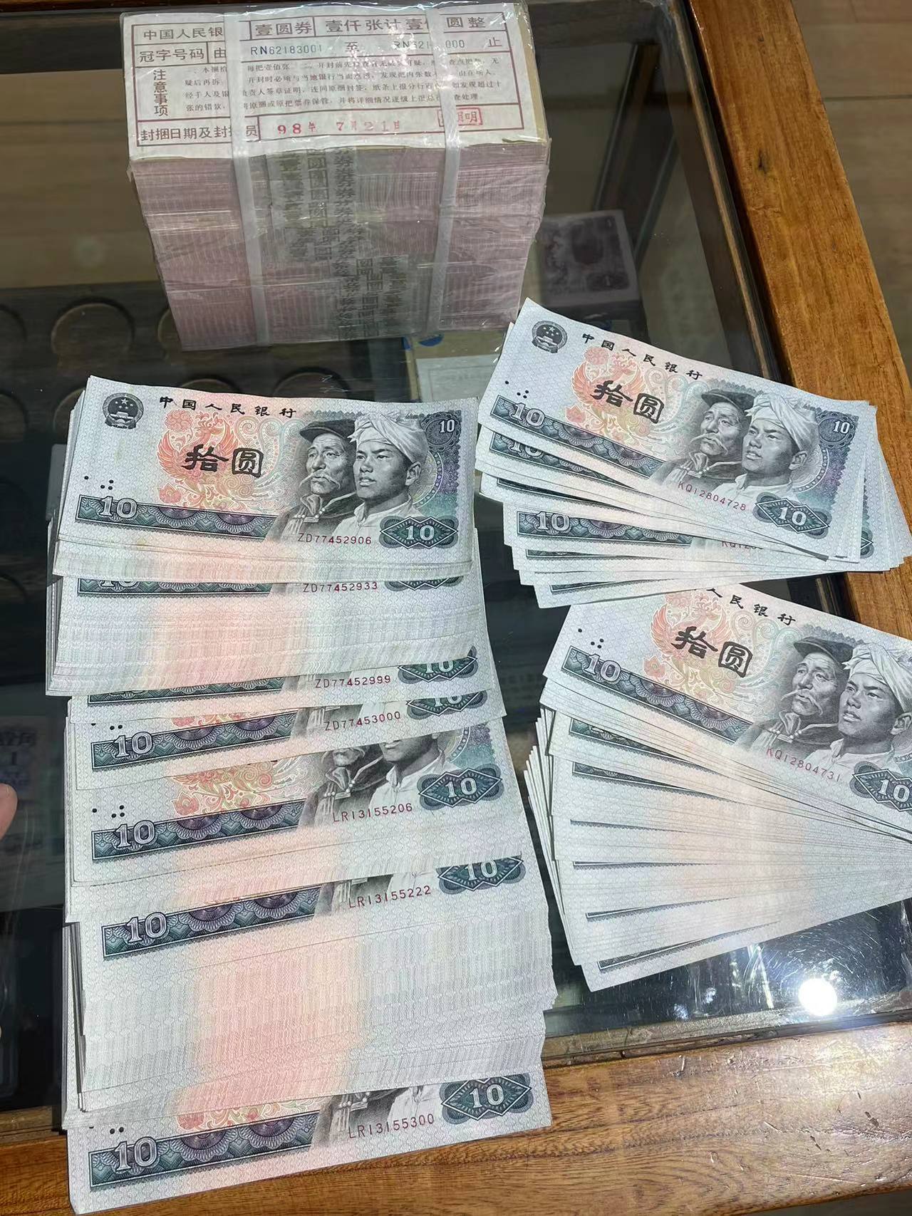 dvubb 图片点击可在新窗口打开查看