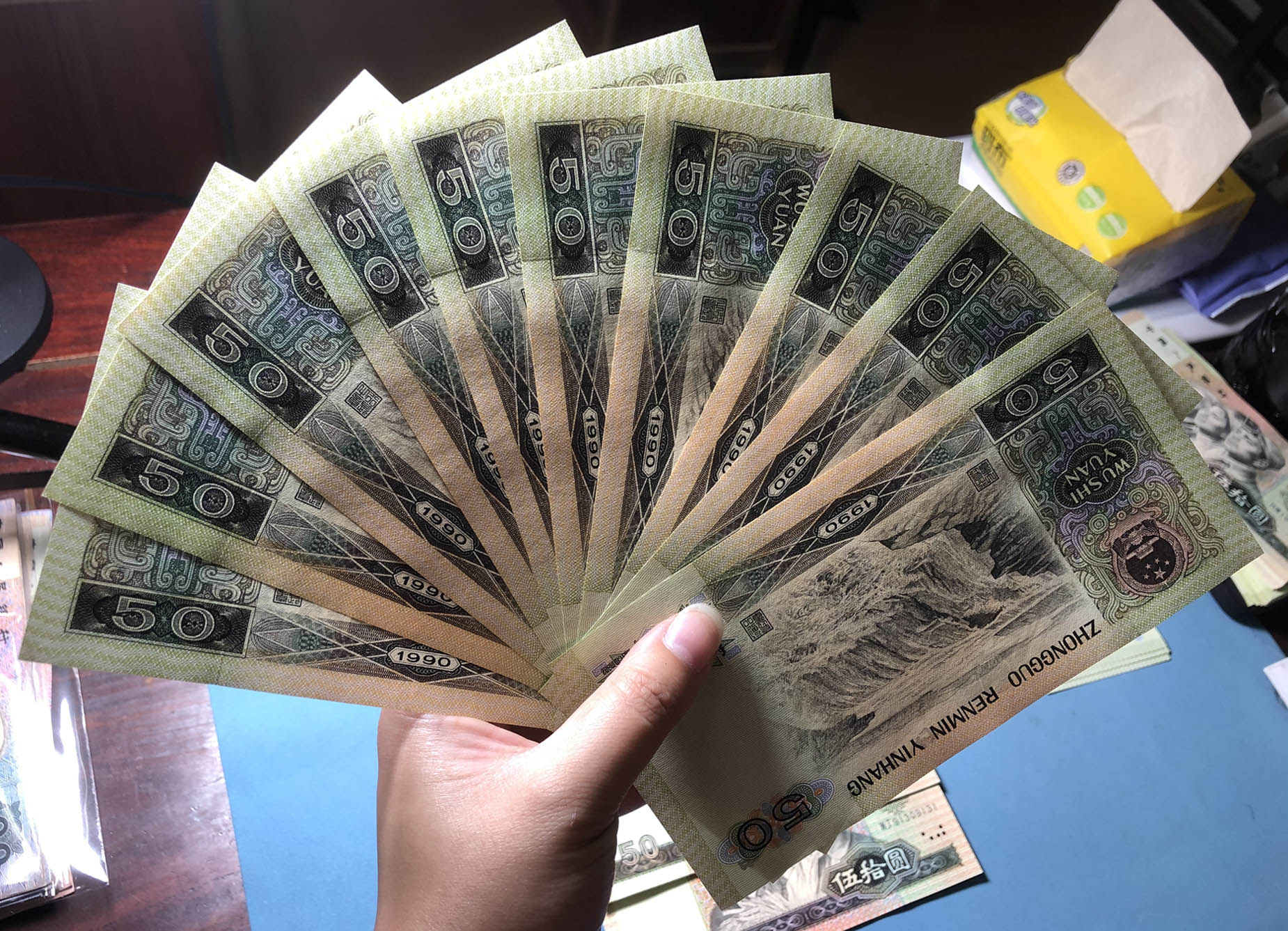 dvubb 图片点击可在新窗口打开查看