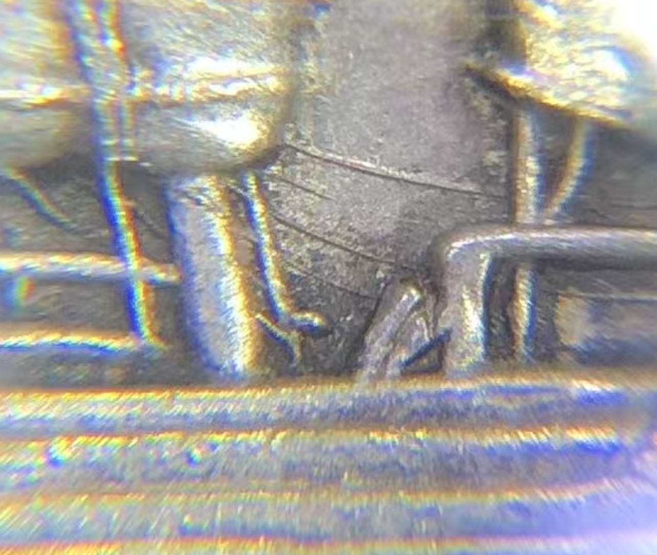 dvubb 图片点击可在新窗口打开查看