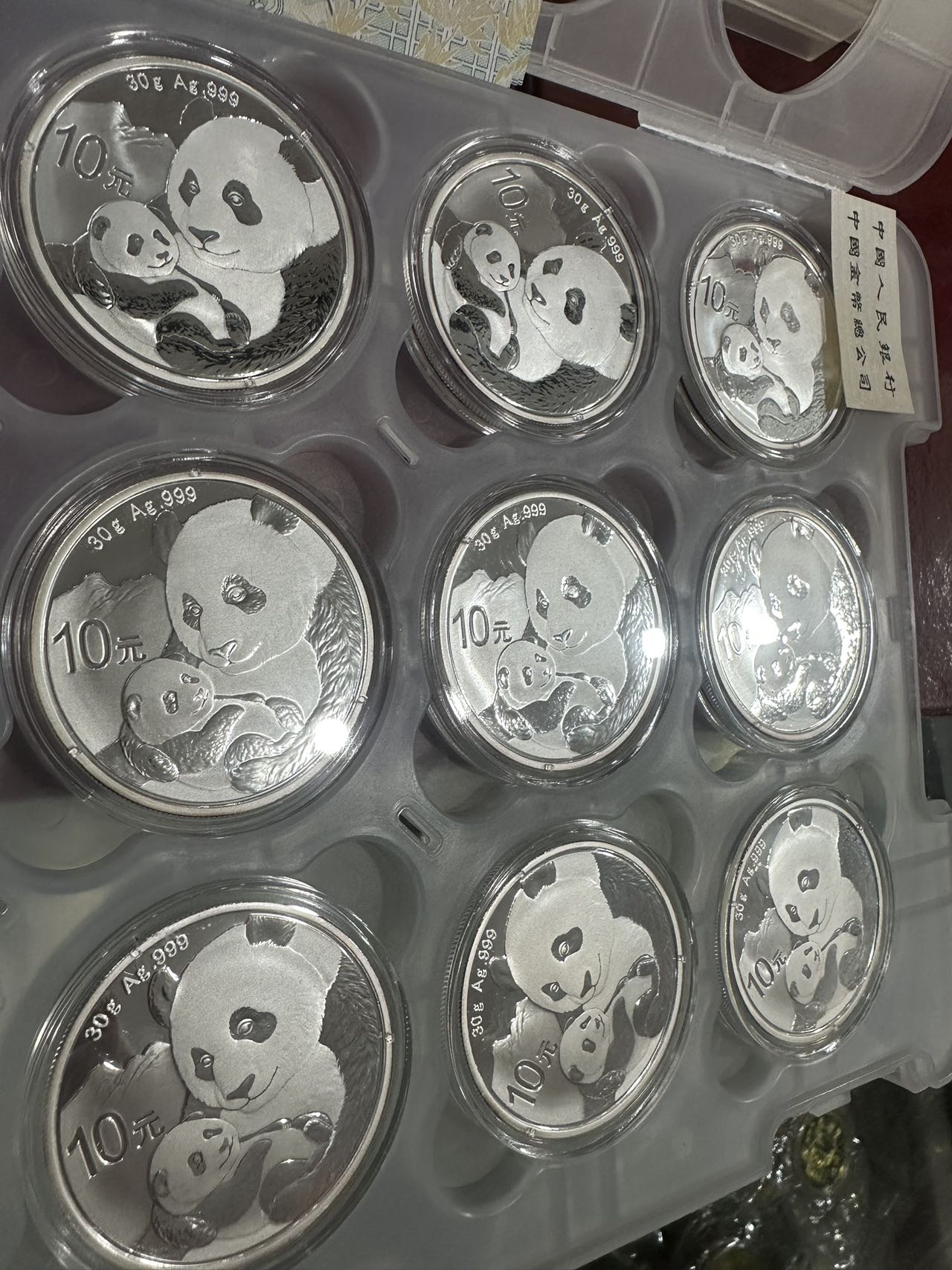 dvubb 图片点击可在新窗口打开查看