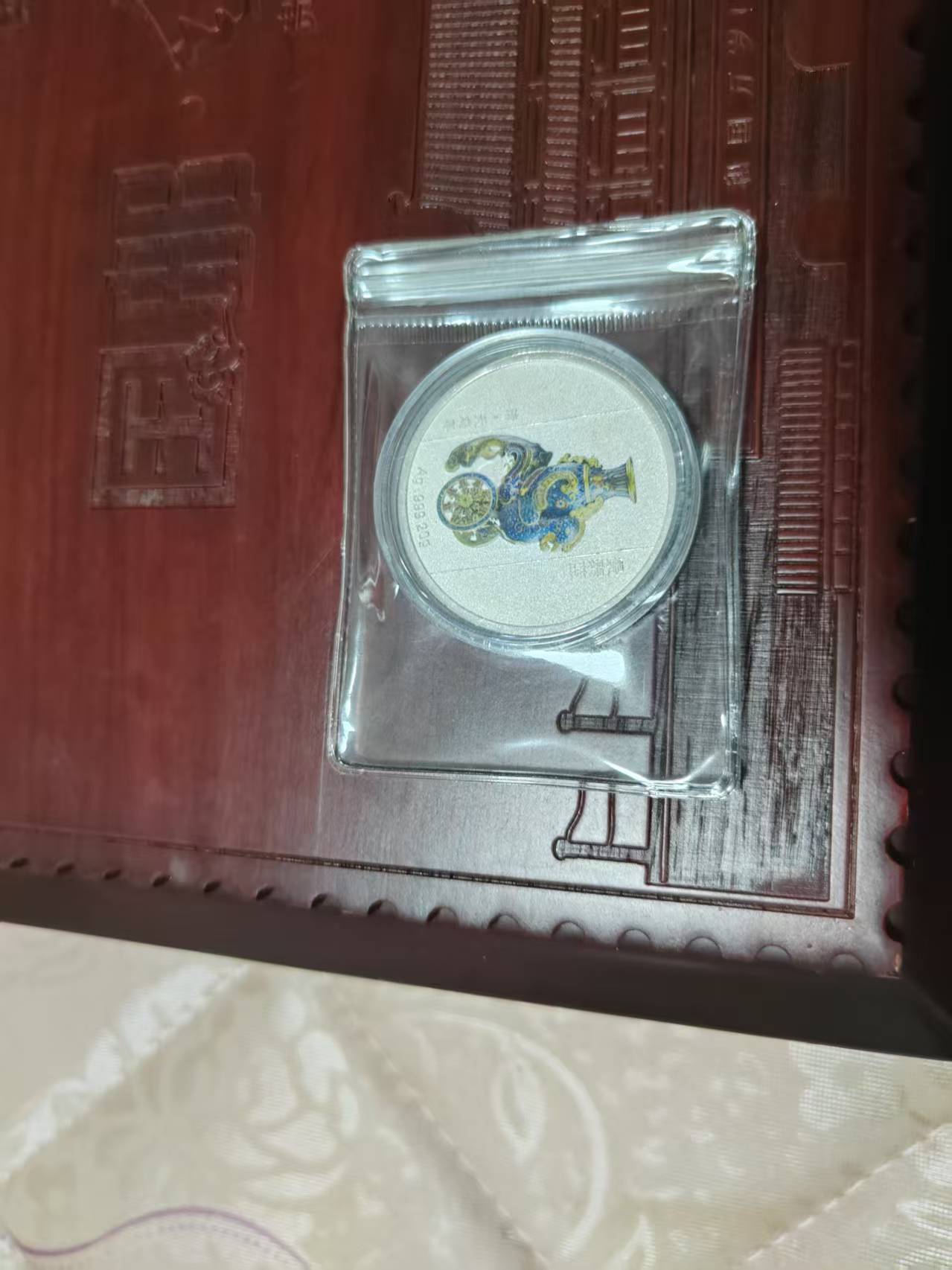 dvubb 图片点击可在新窗口打开查看