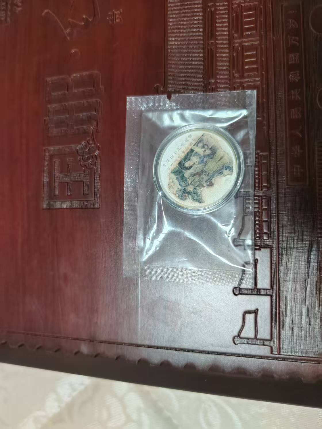 dvubb 图片点击可在新窗口打开查看