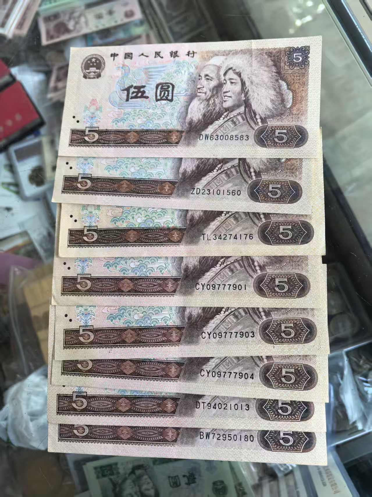 dvubb 图片点击可在新窗口打开查看