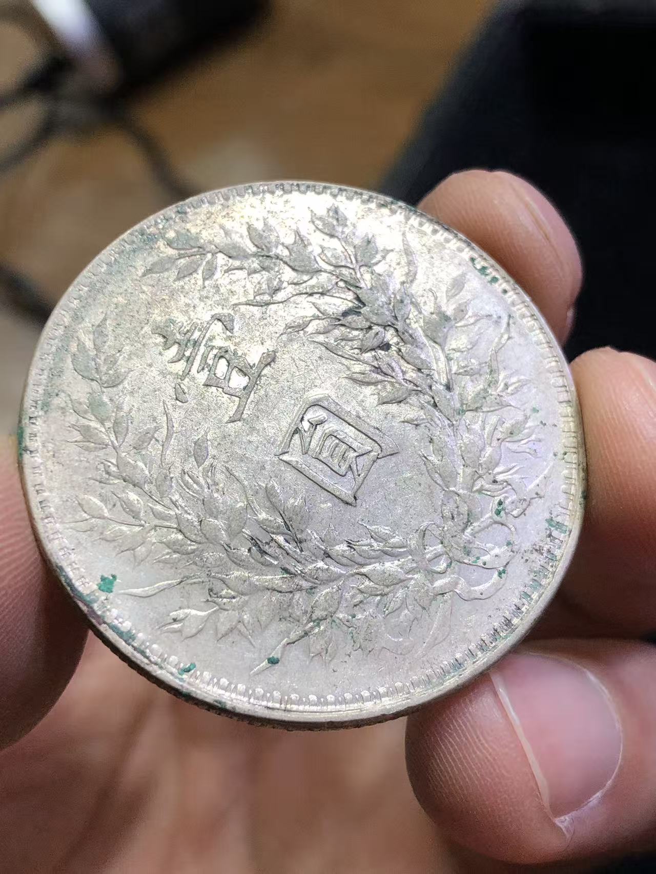 dvubb 图片点击可在新窗口打开查看