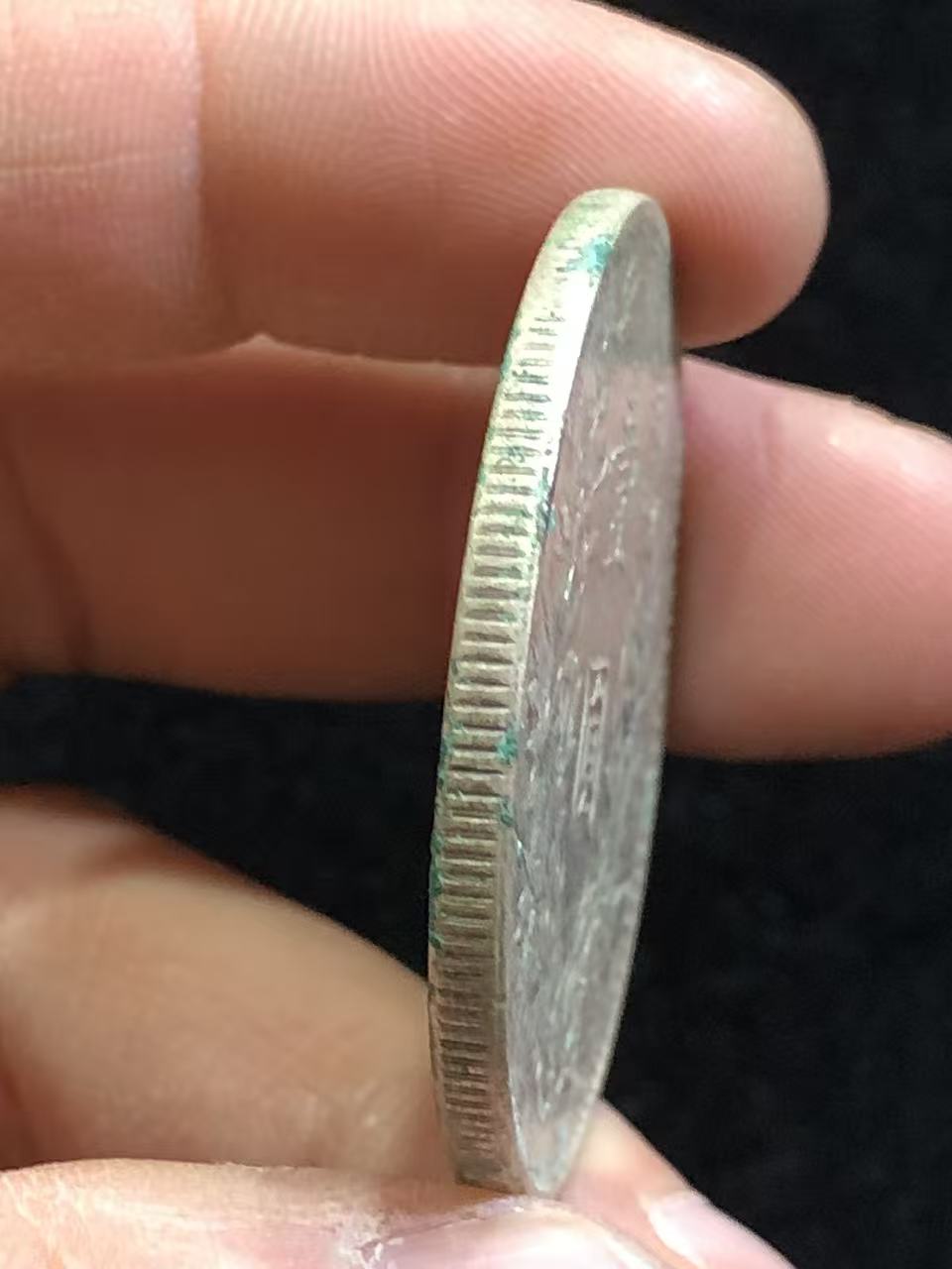 dvubb 图片点击可在新窗口打开查看