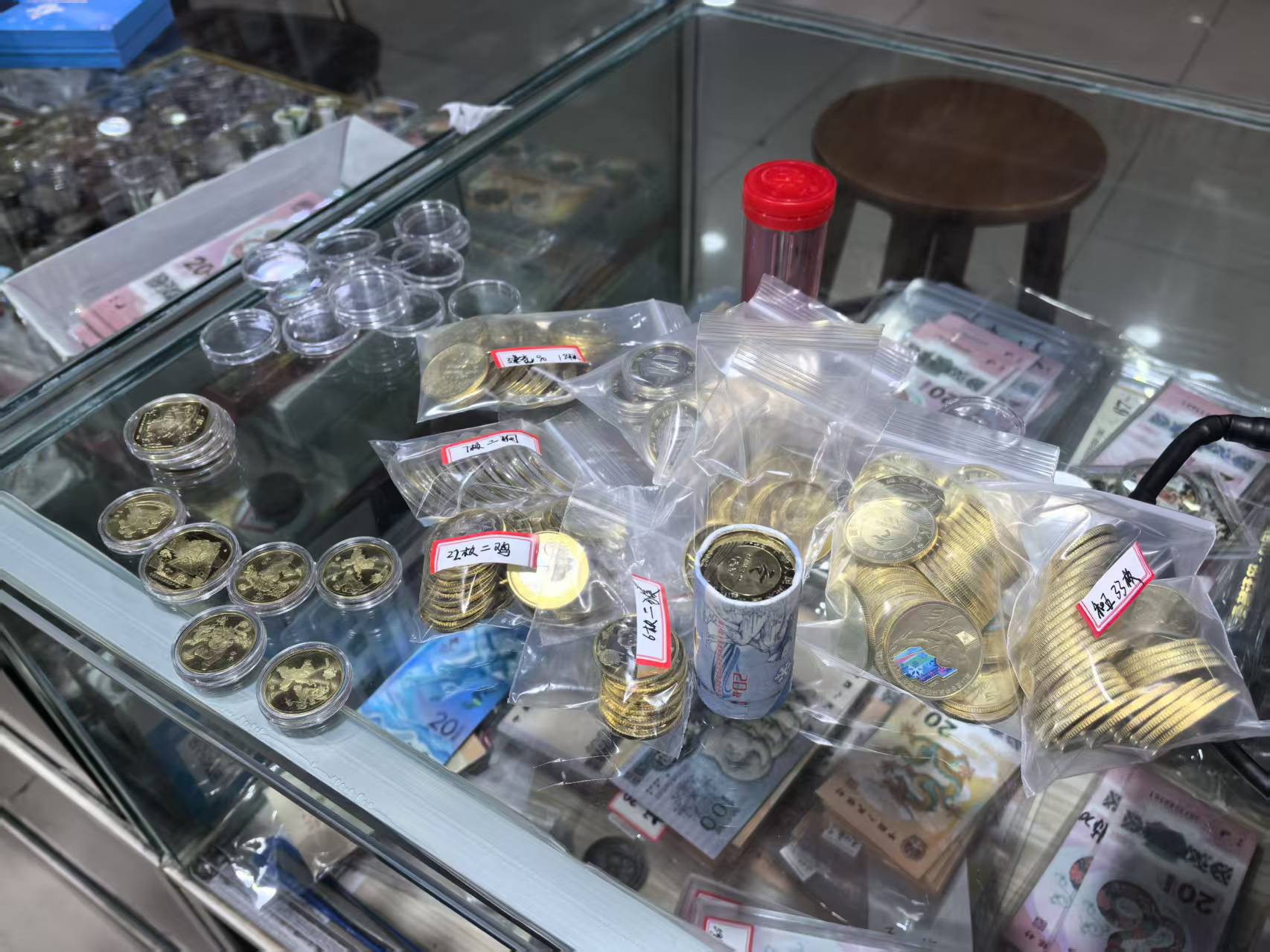 dvubb 图片点击可在新窗口打开查看