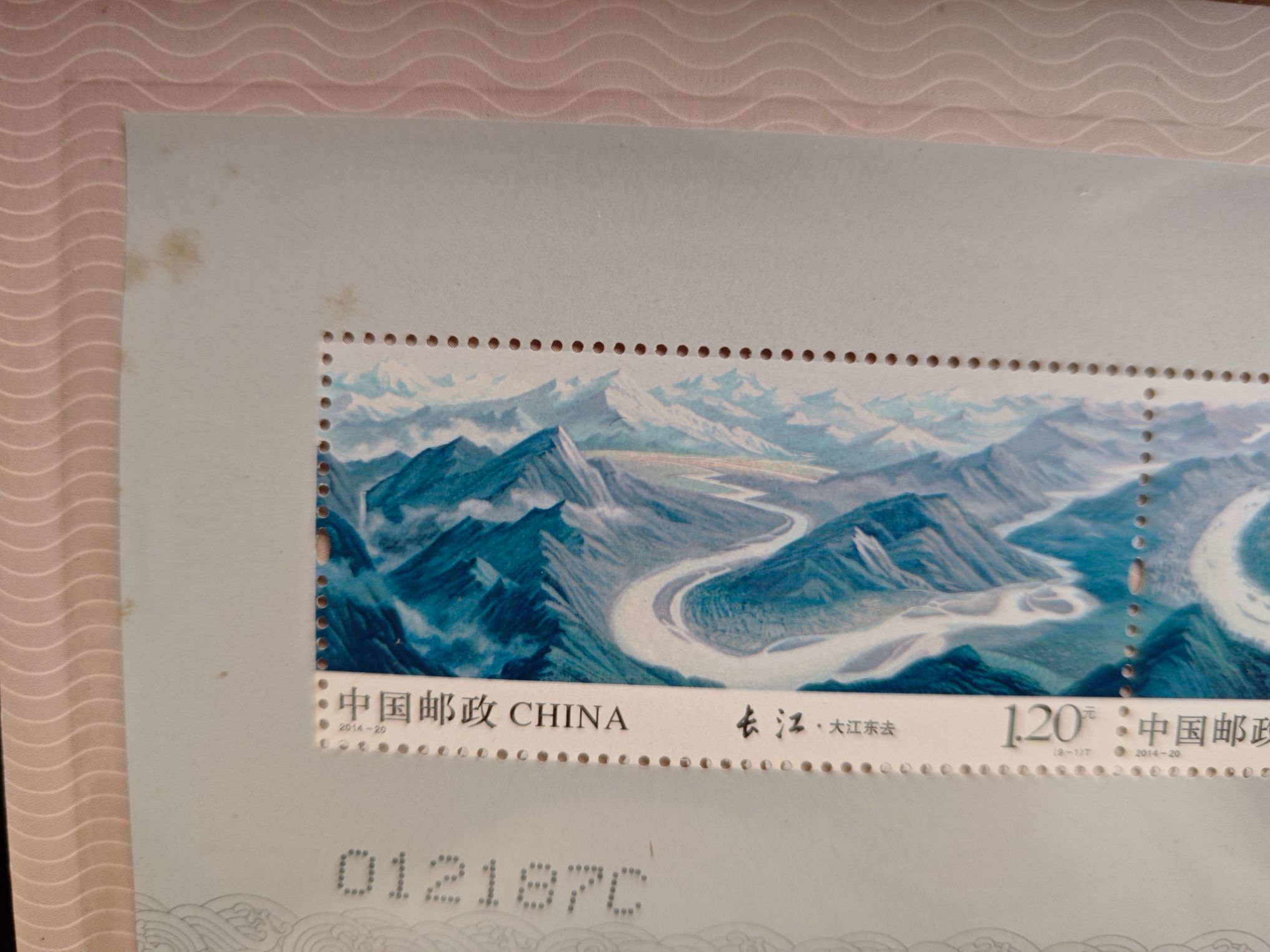 dvubb 图片点击可在新窗口打开查看