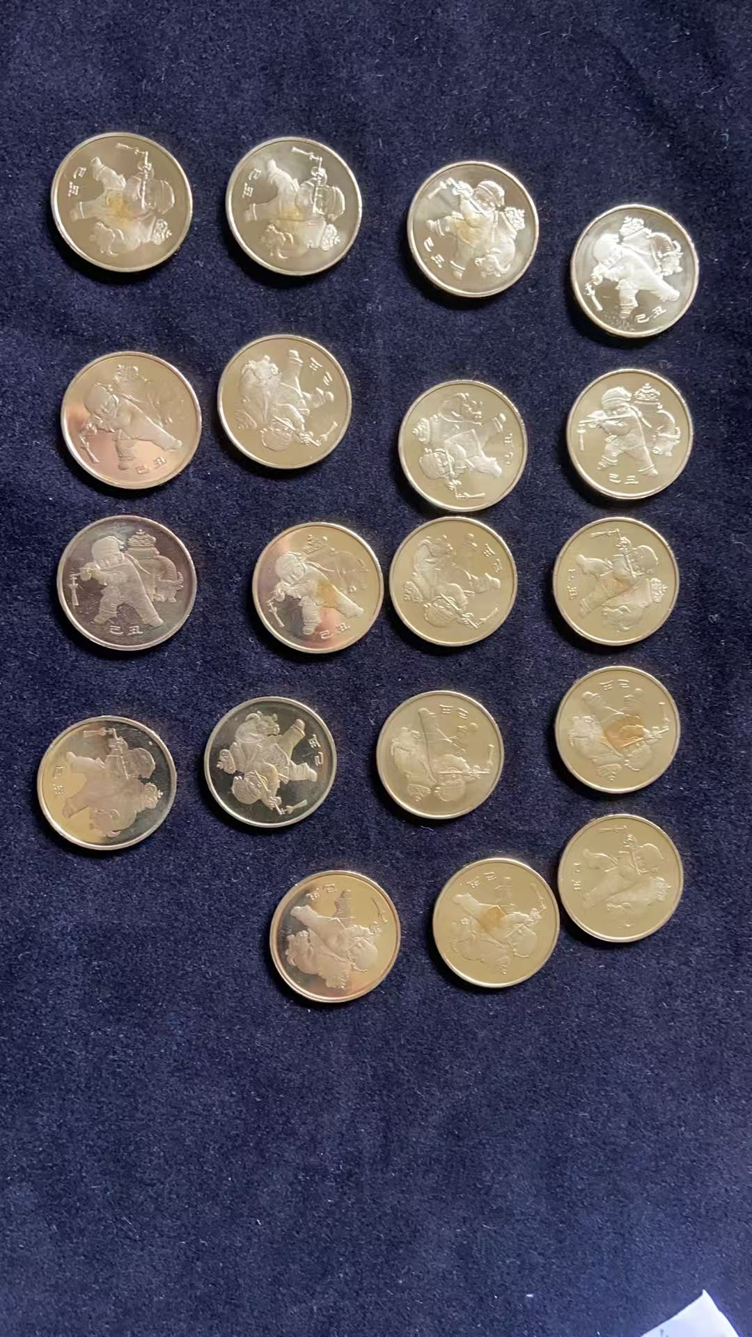 dvubb 图片点击可在新窗口打开查看