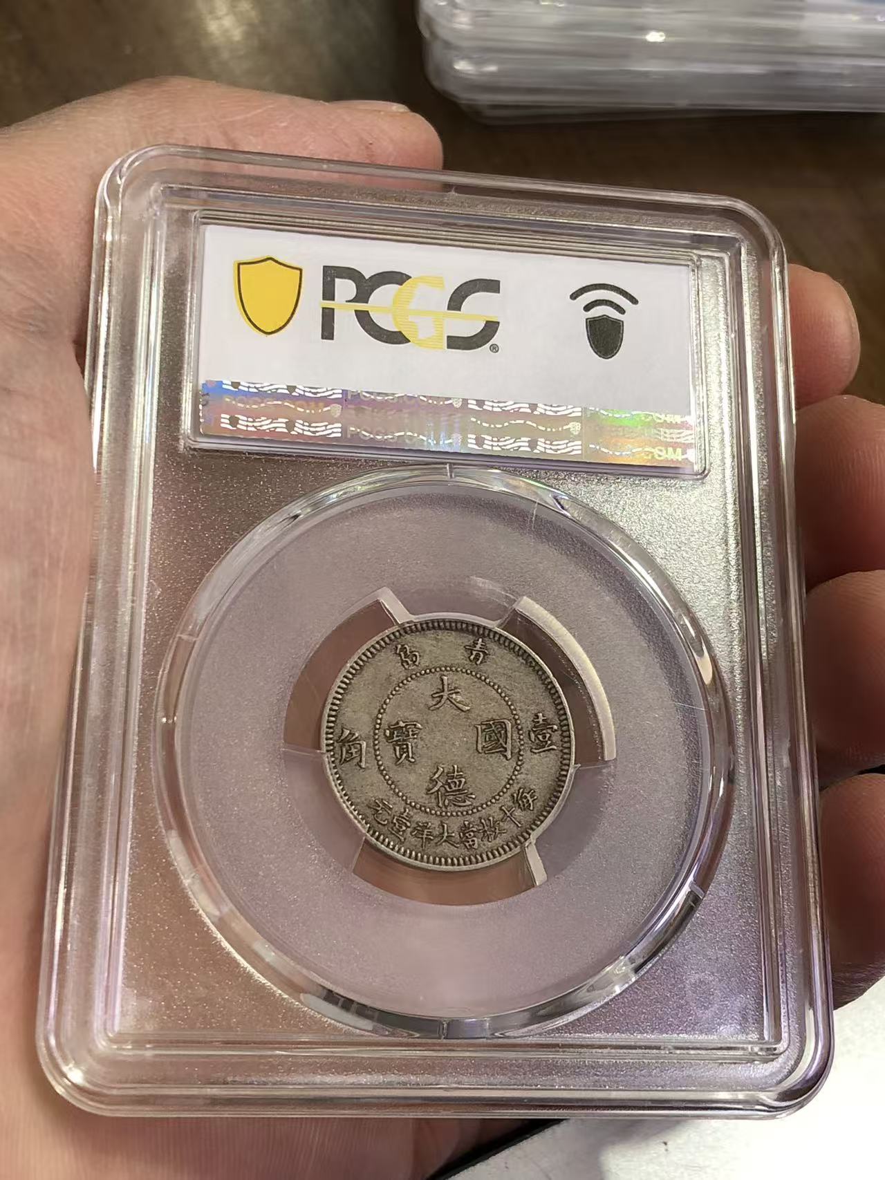 dvubb 图片点击可在新窗口打开查看