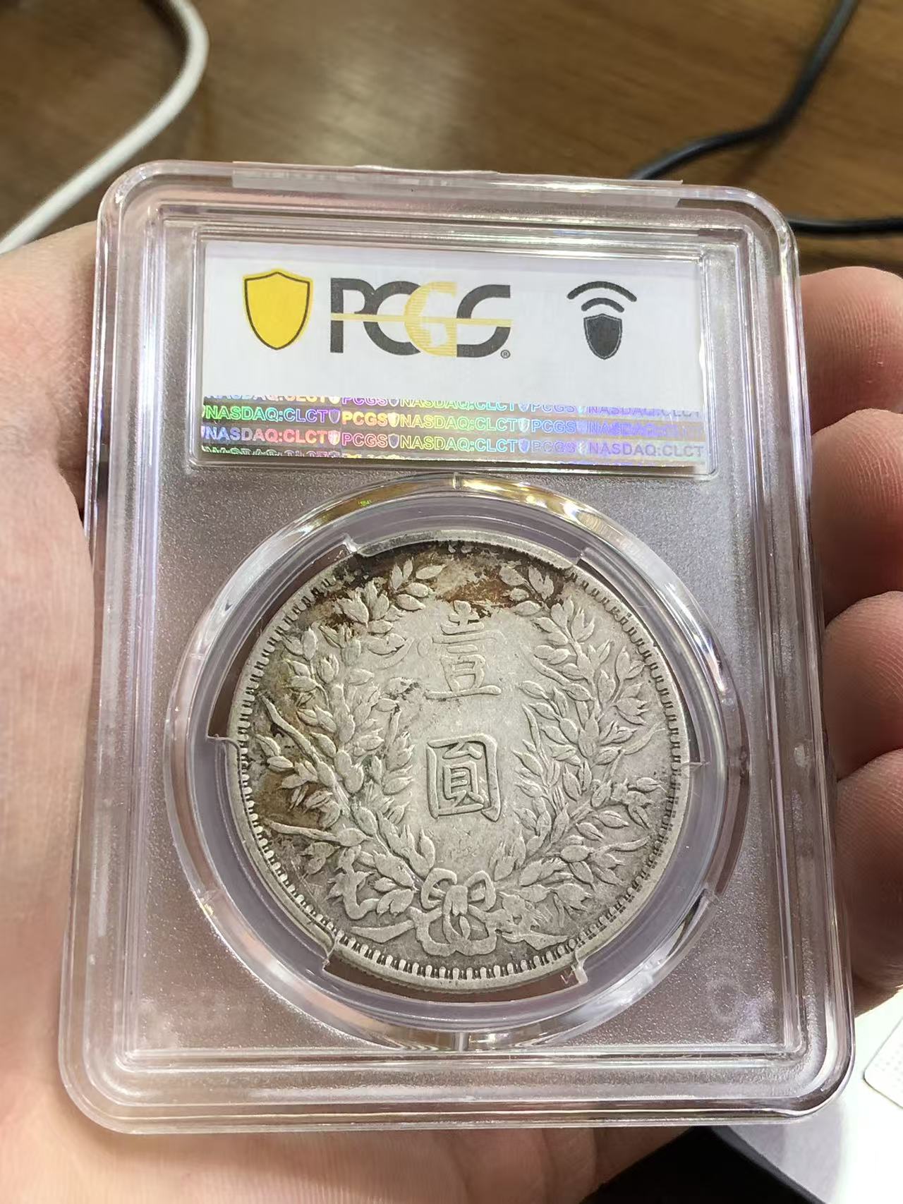 dvubb 图片点击可在新窗口打开查看