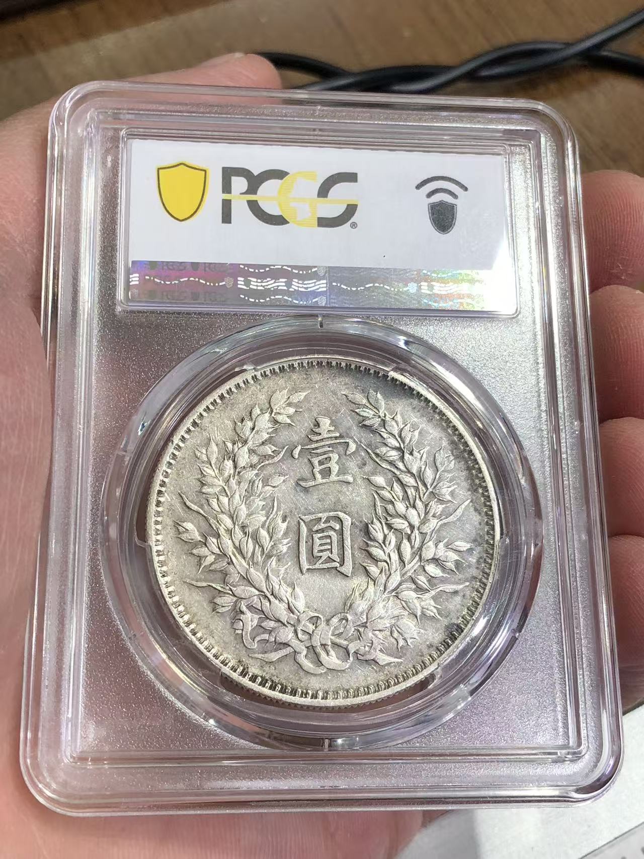 dvubb 图片点击可在新窗口打开查看