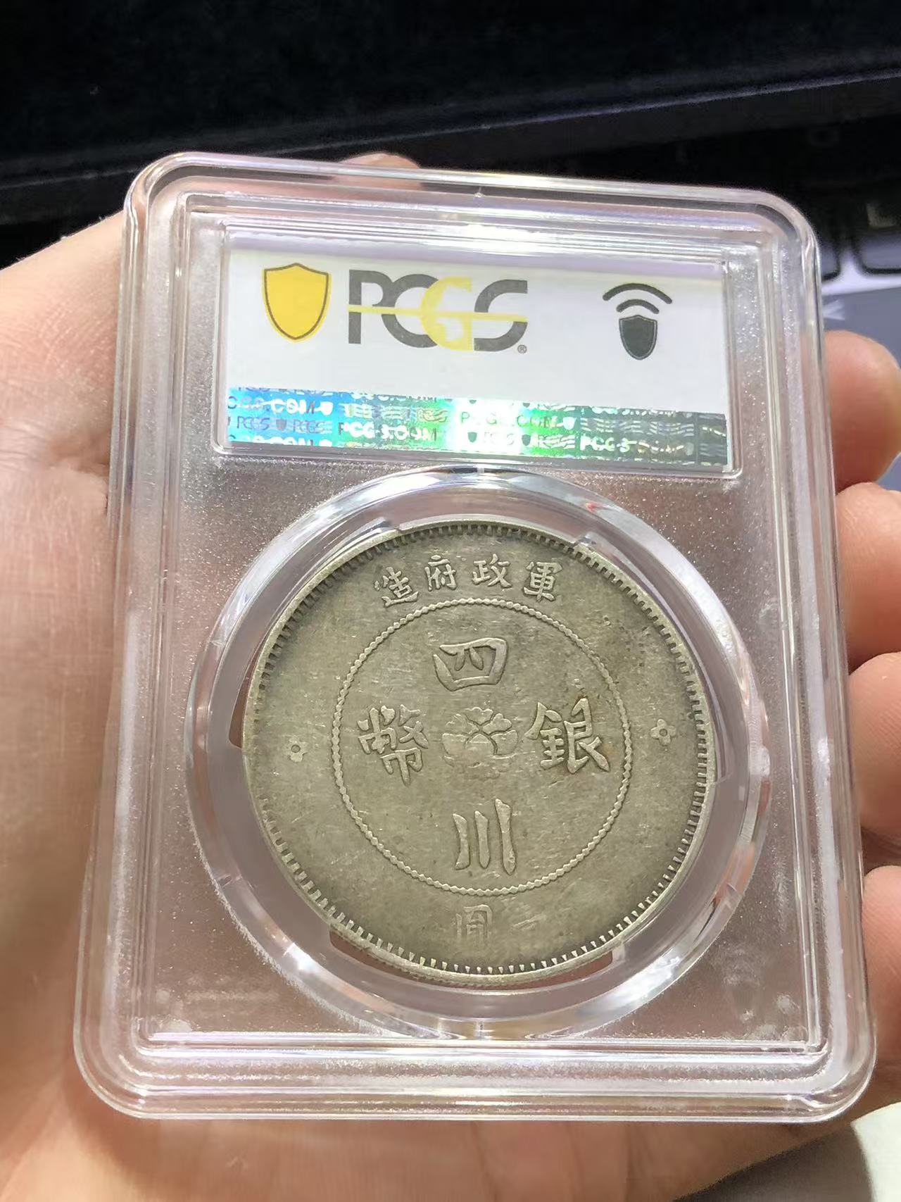 dvubb 图片点击可在新窗口打开查看
