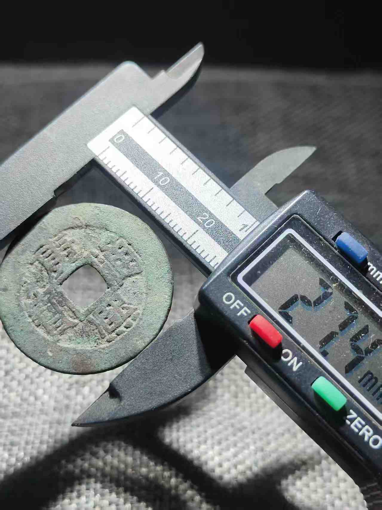 dvubb 图片点击可在新窗口打开查看