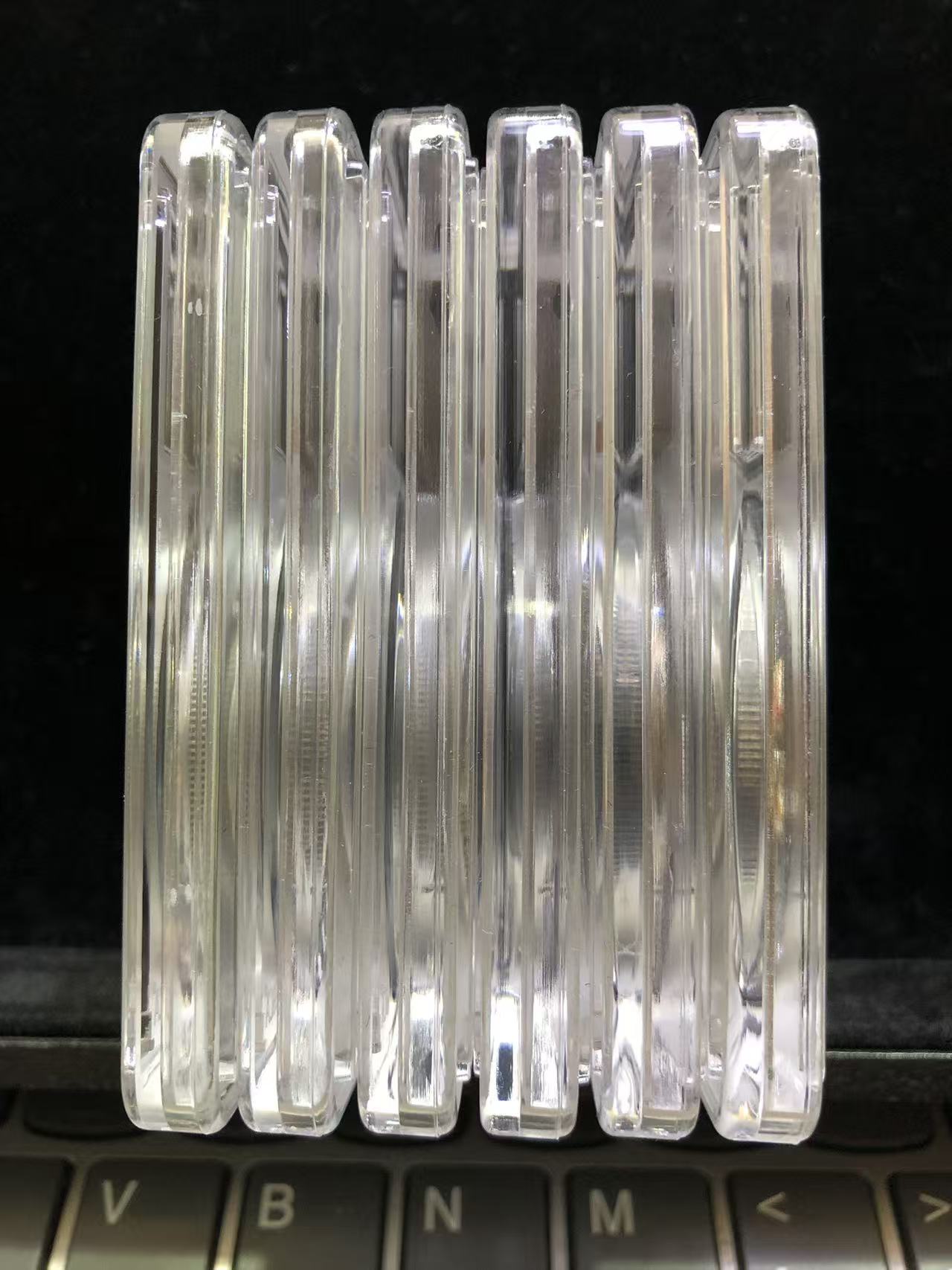 dvubb 图片点击可在新窗口打开查看