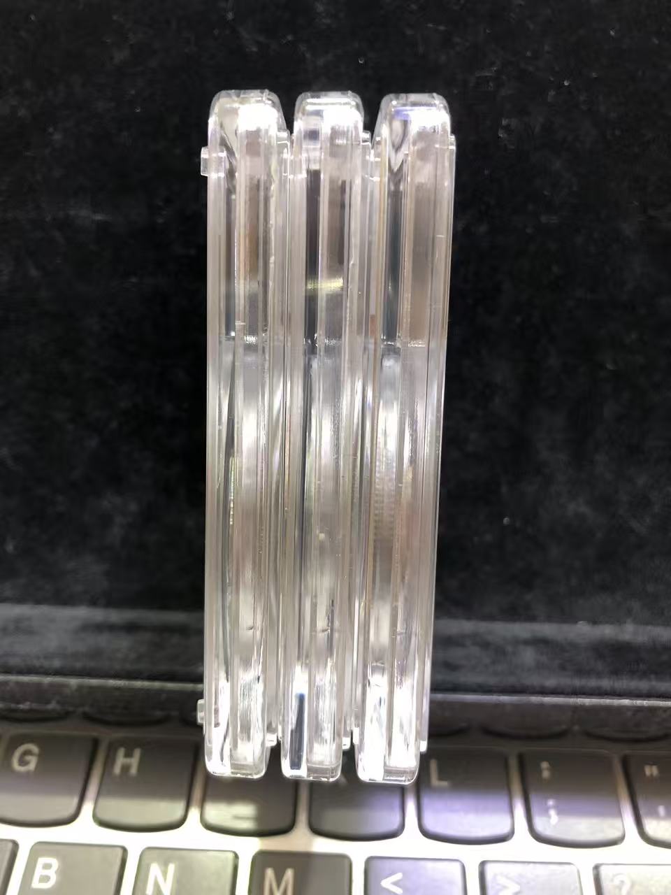 dvubb 图片点击可在新窗口打开查看