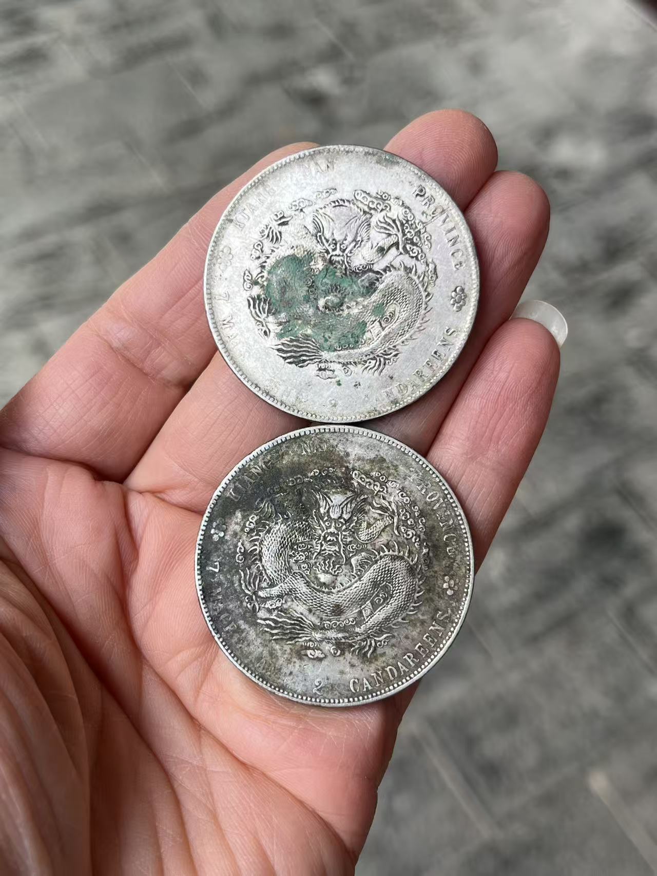 dvubb 图片点击可在新窗口打开查看