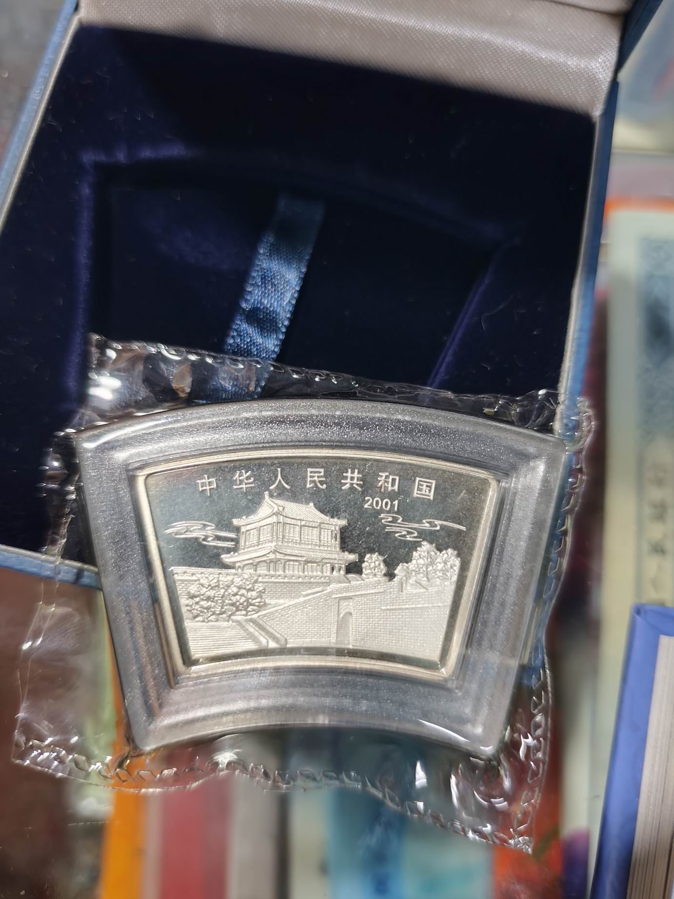 dvubb 图片点击可在新窗口打开查看