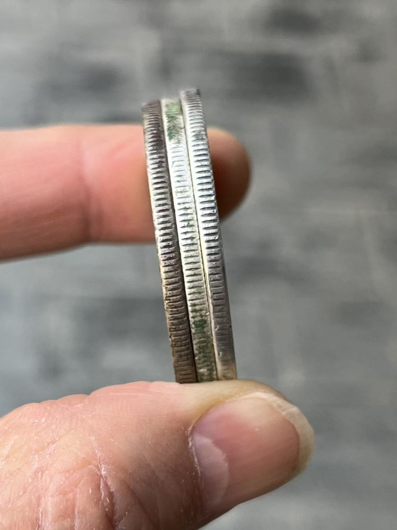 dvubb 图片点击可在新窗口打开查看