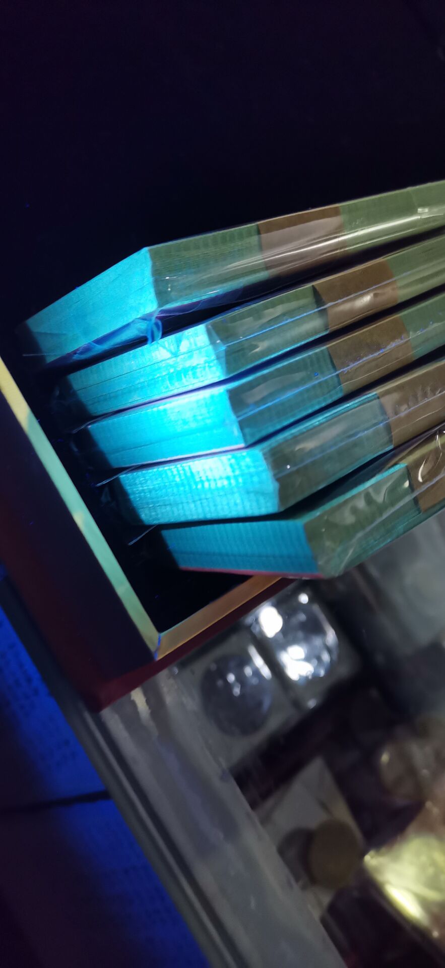 dvubb 图片点击可在新窗口打开查看