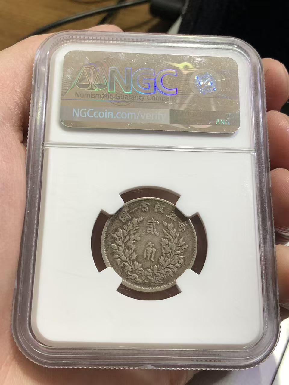 dvubb 图片点击可在新窗口打开查看