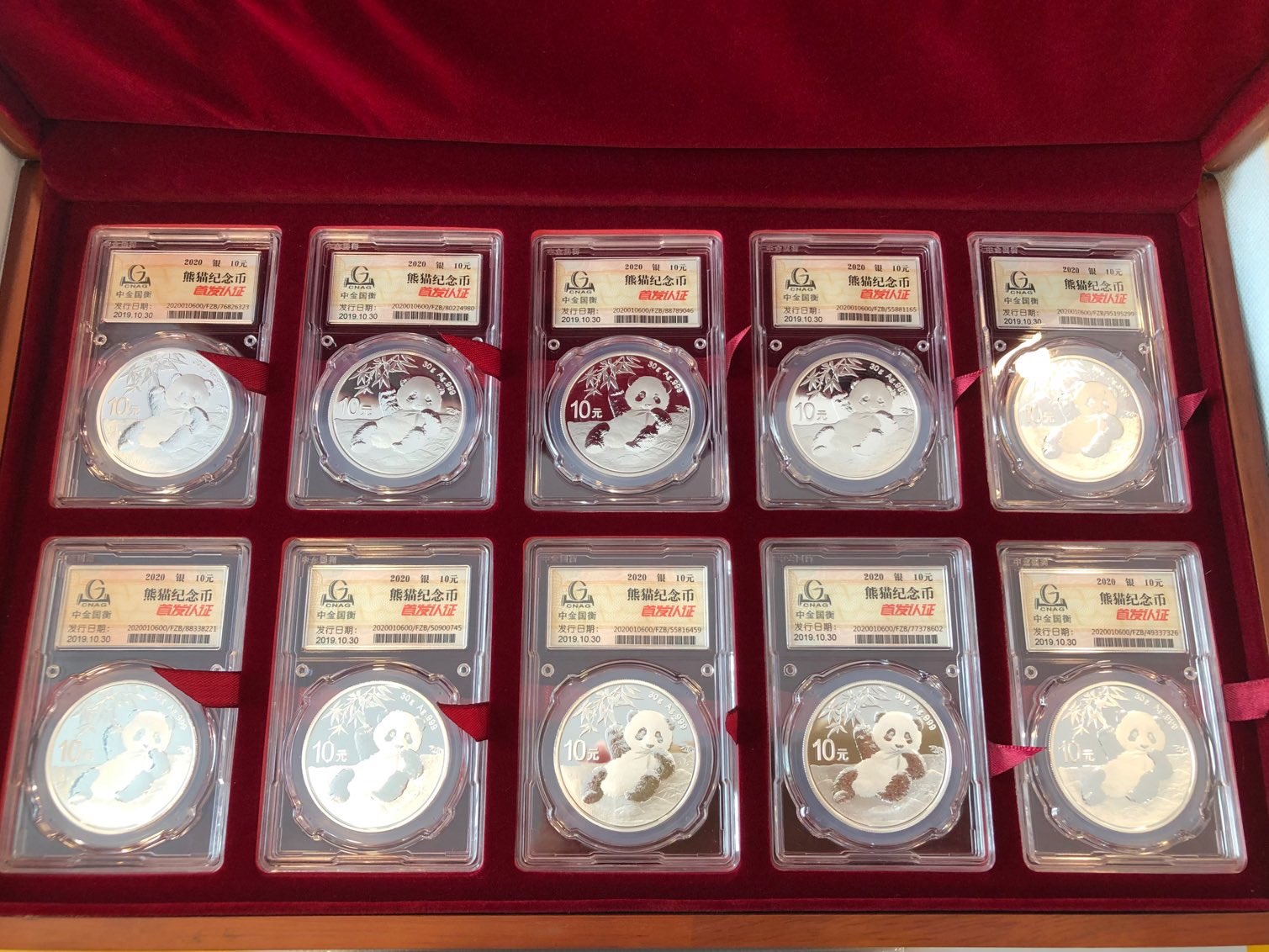 dvubb 图片点击可在新窗口打开查看