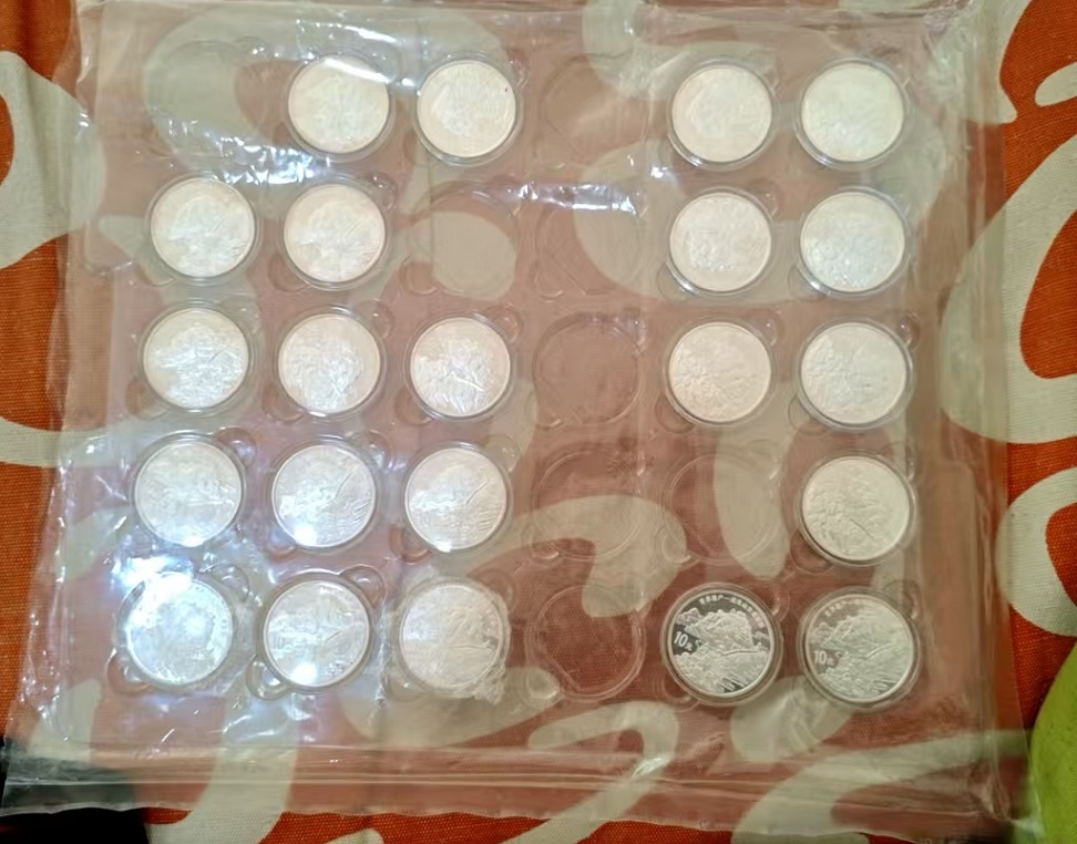 dvubb 图片点击可在新窗口打开查看